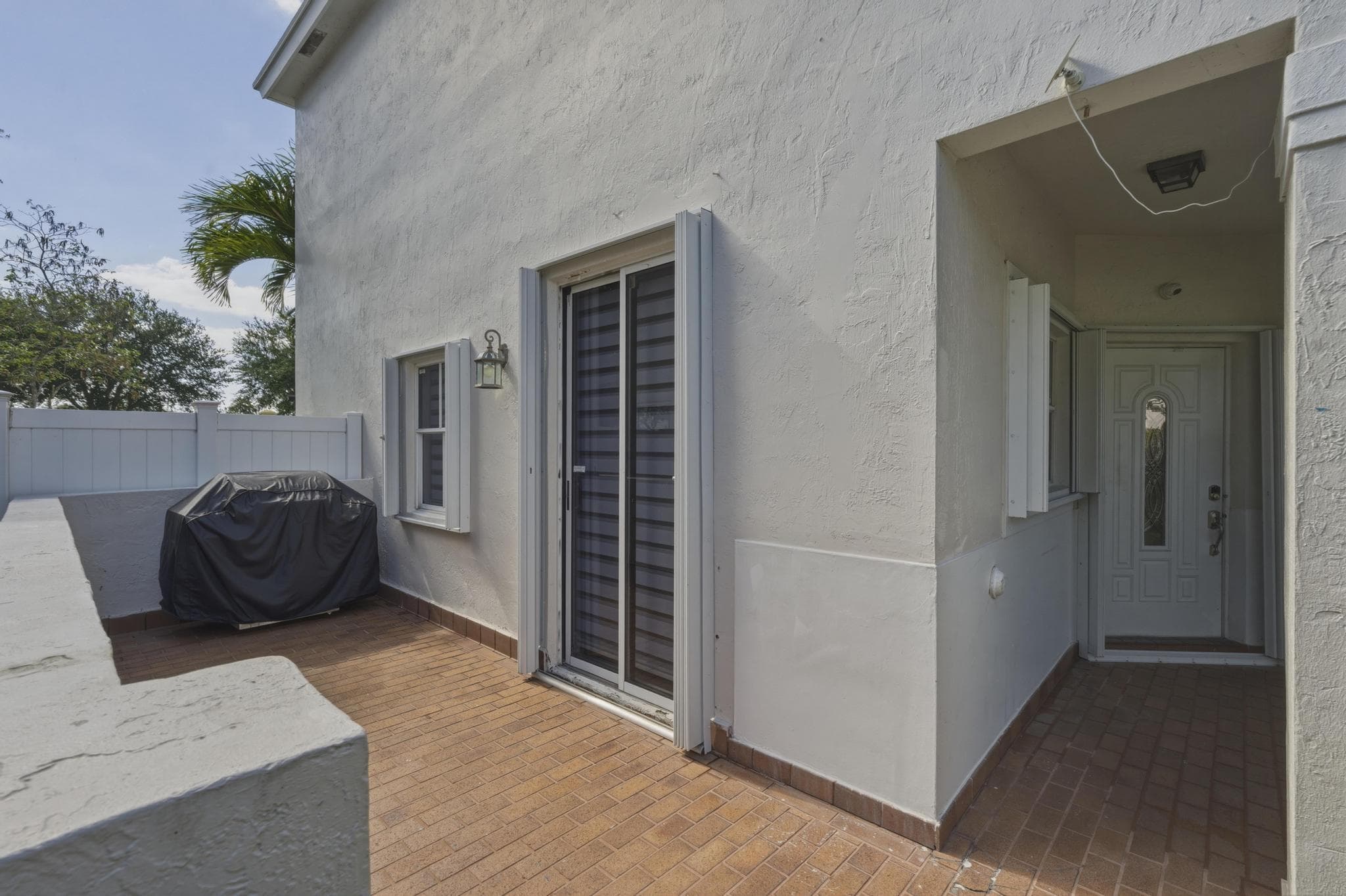 310 NW 207th Way, Pembroke Pines, FL 33029 — photo 20 of 41