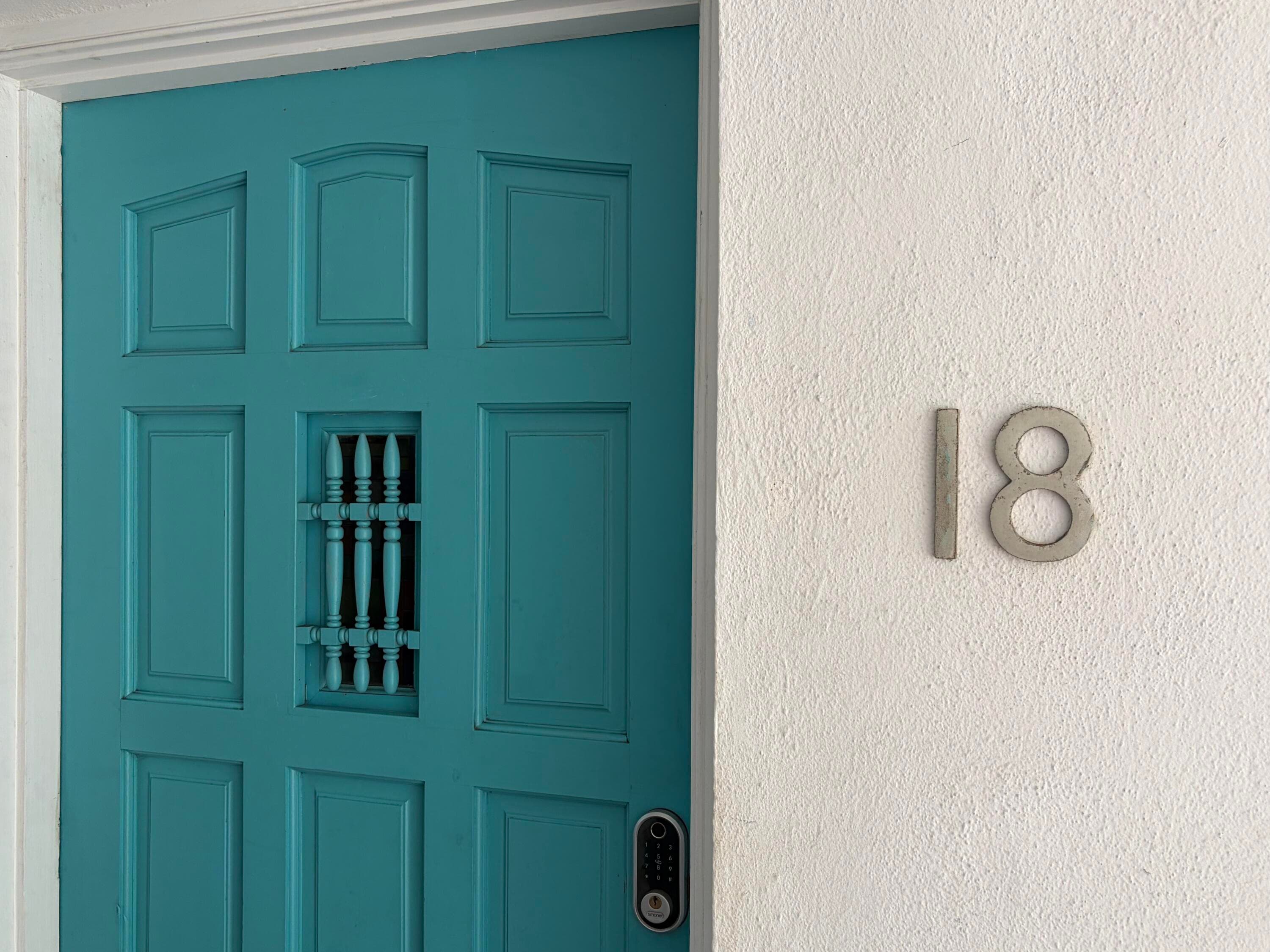 625 Orton Avenue 18, Fort Lauderdale, FL 33304 — photo 1 of 21
