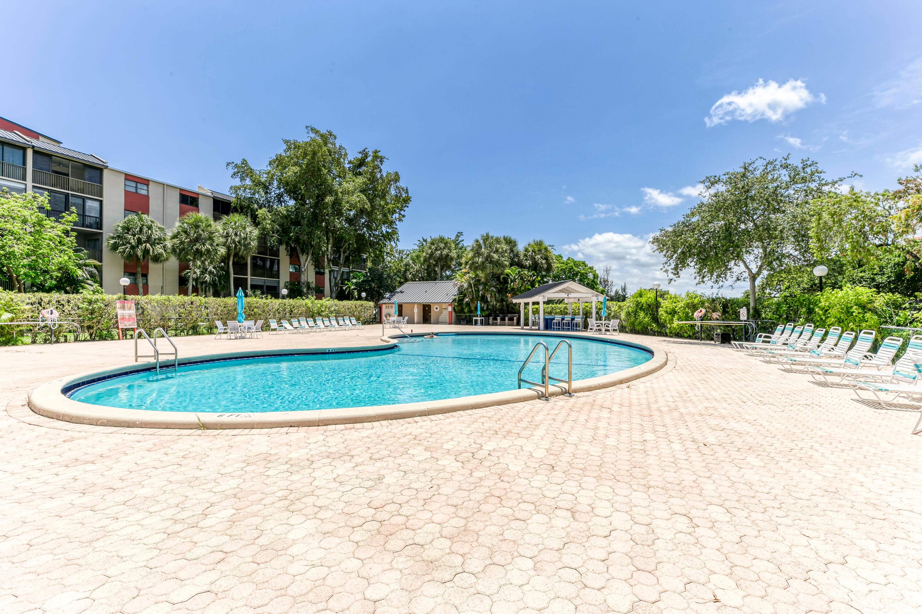 2200 S Cypress Bend Drive 101, Pompano Beach, FL 33069 — photo 41 of 59