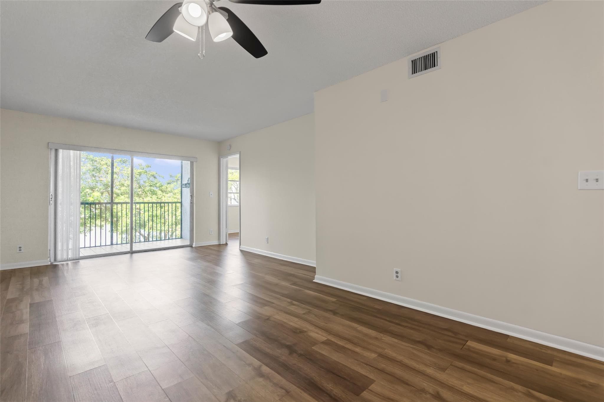 2226 N Cypress Bend Drive 308, Pompano Beach, FL 33069 — photo 14 of 43