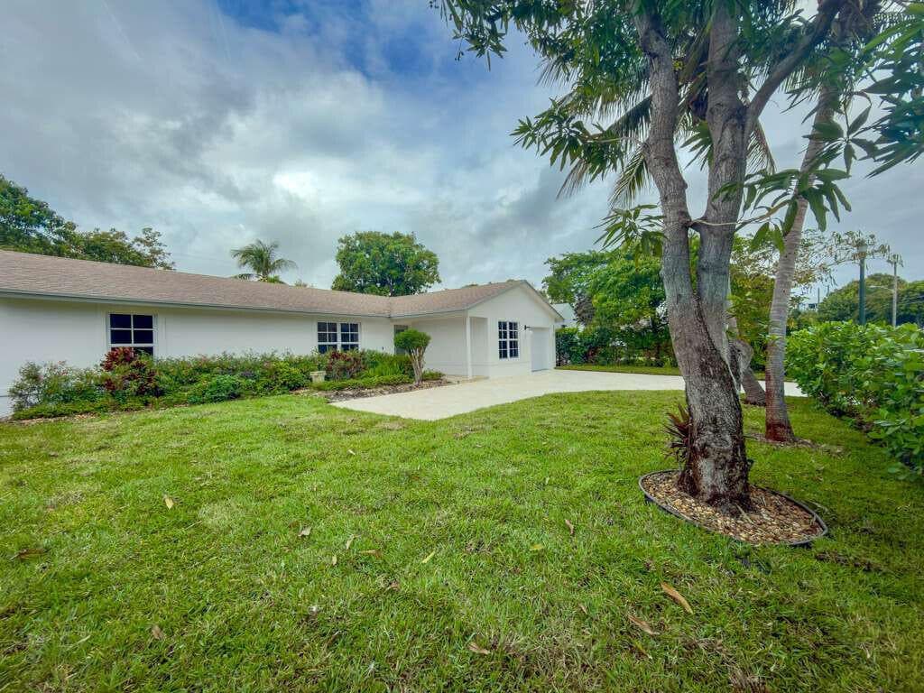 236 SE 3rd Avenue, Delray Beach, FL 33483 — photo 2 of 30