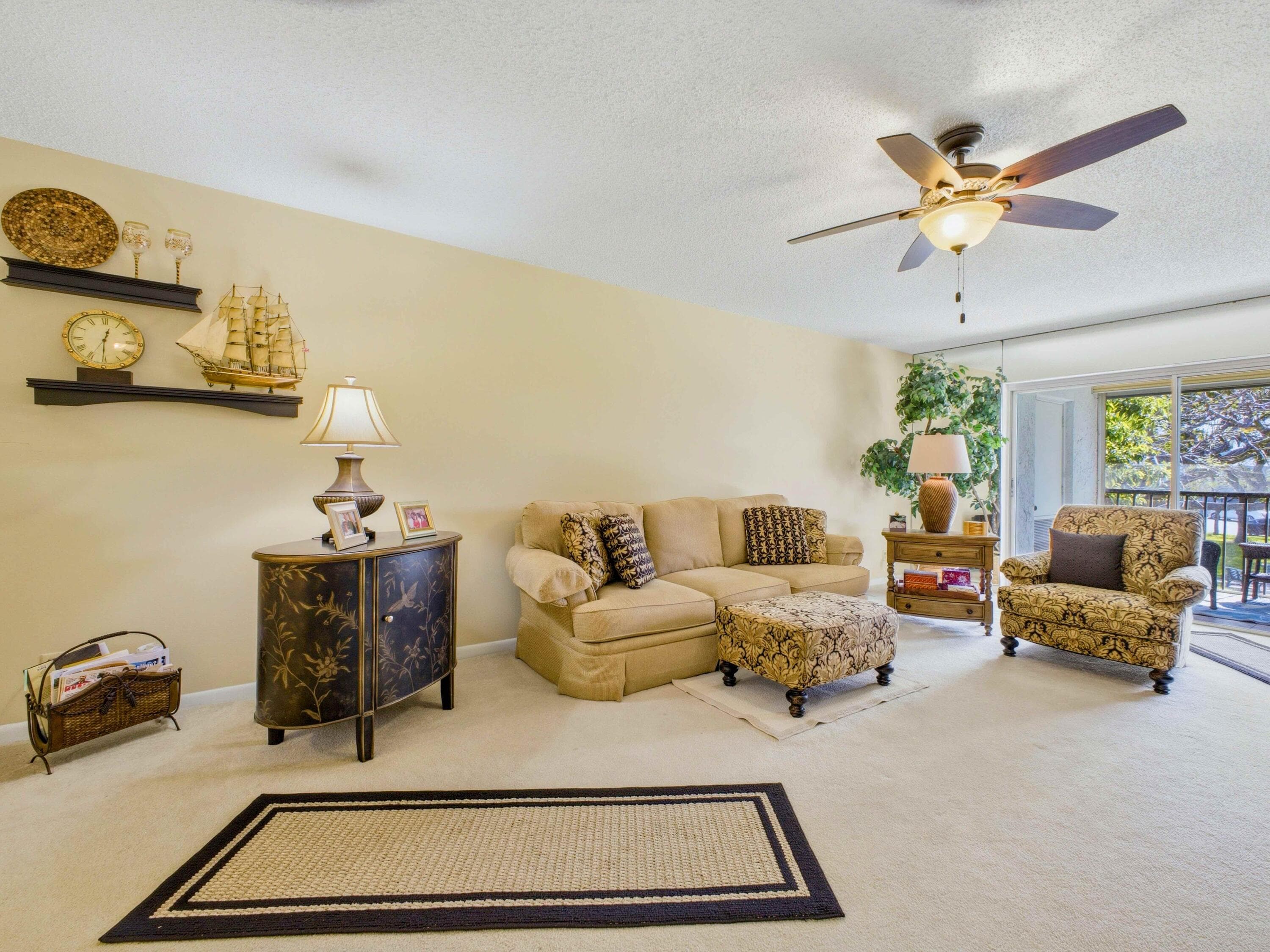 6625 S Oriole Boulevard 2040, Delray Beach, FL 33446 — photo 2 of 32