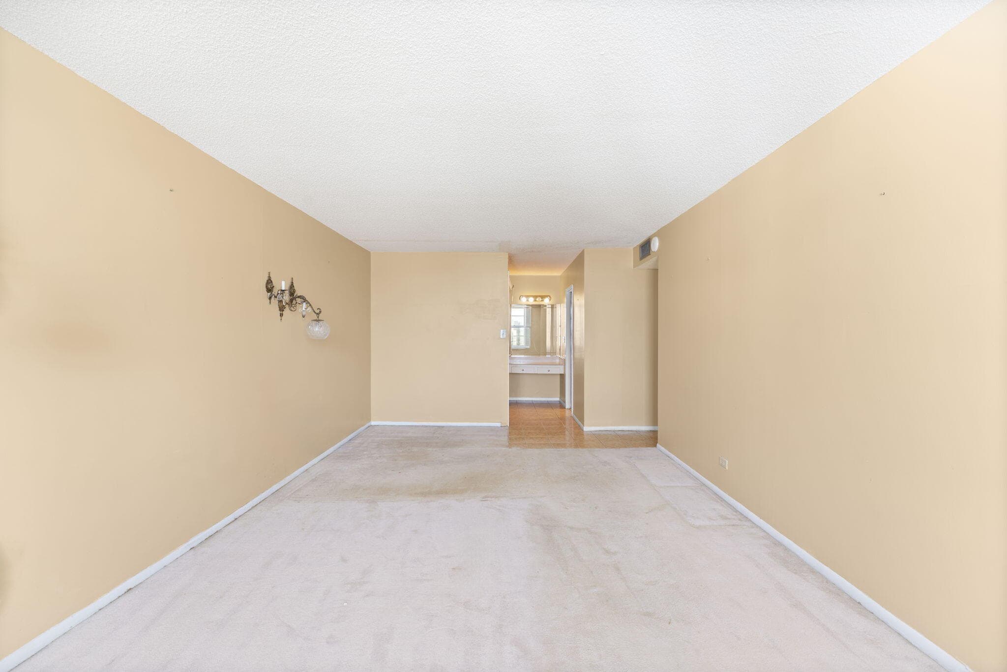 230 174th Street 2402, Sunny Isles Beach, FL 33160 — photo 19 of 39