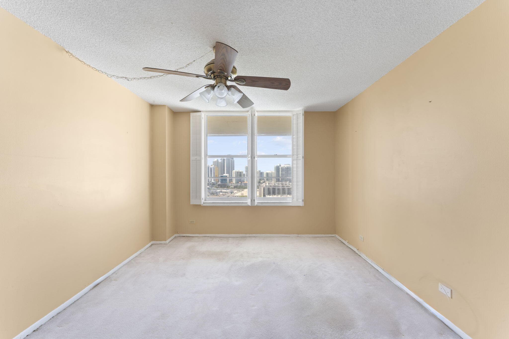 230 174th Street 2402, Sunny Isles Beach, FL 33160 — photo 24 of 39