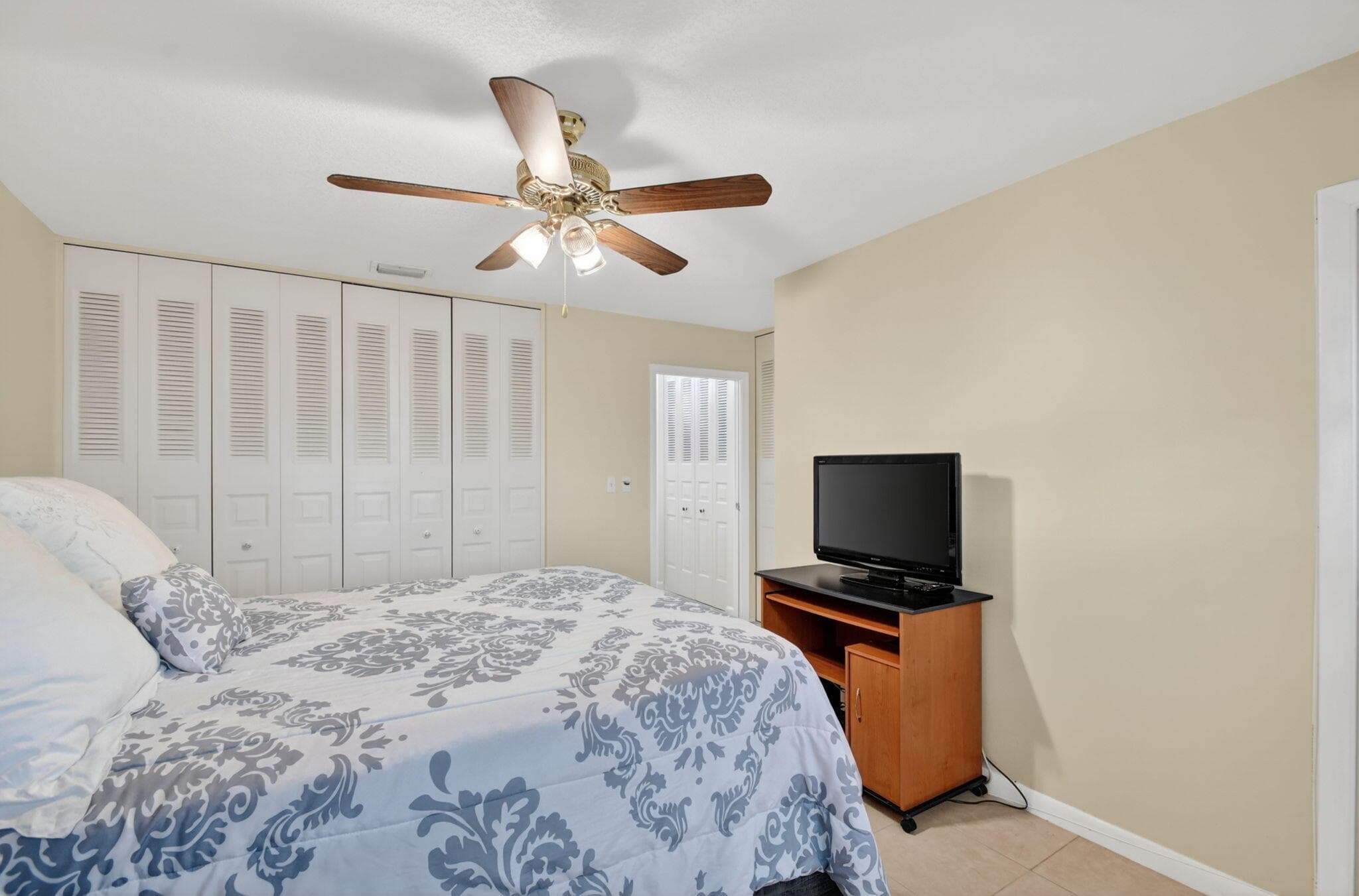 2787 Dudley Dr W Apt D, West Palm Beach, FL 33415 — photo 17 of 42