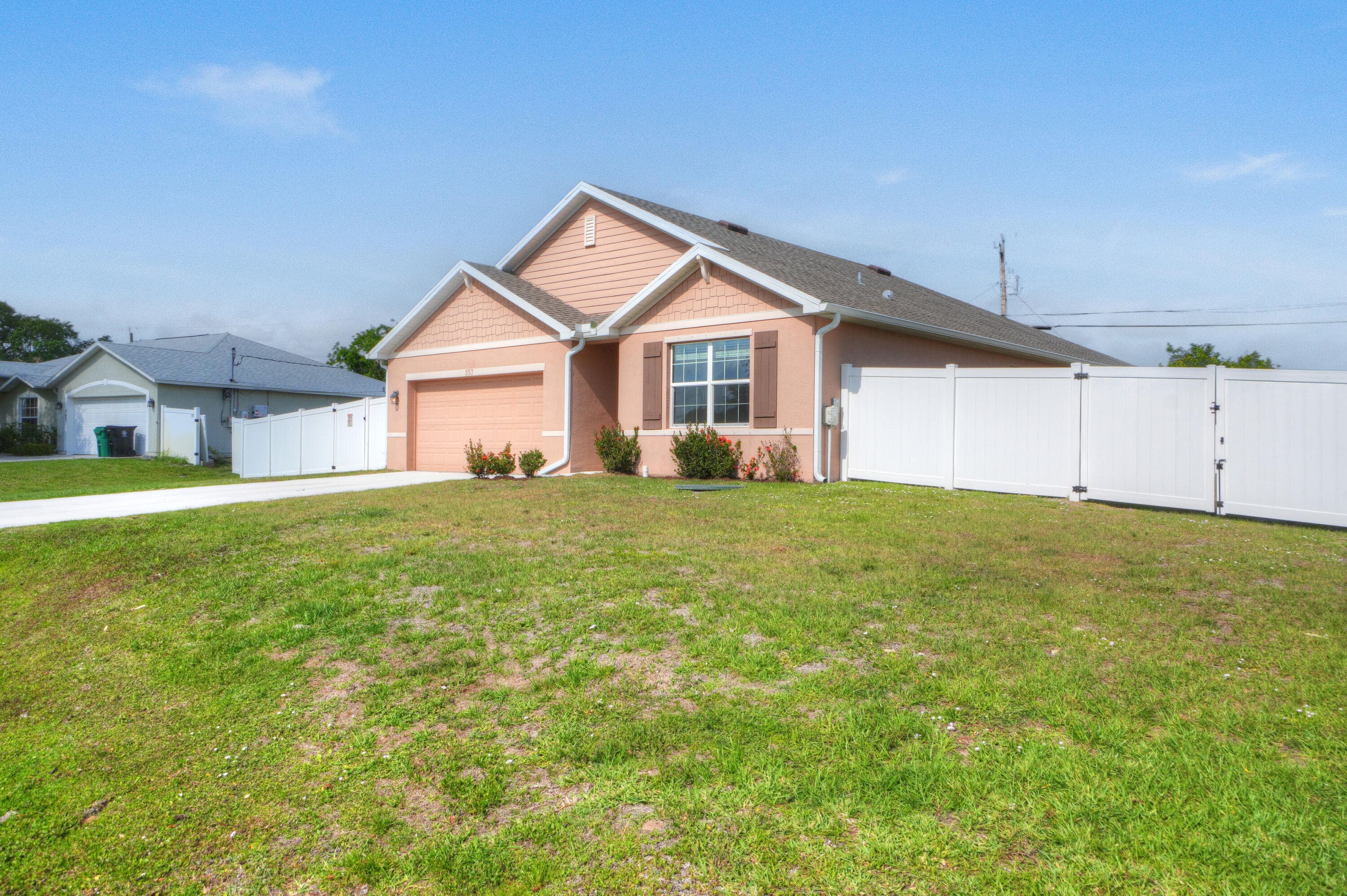 557 SW Columbus Drive, Port St. Lucie, FL 34953 — photo 6 of 54