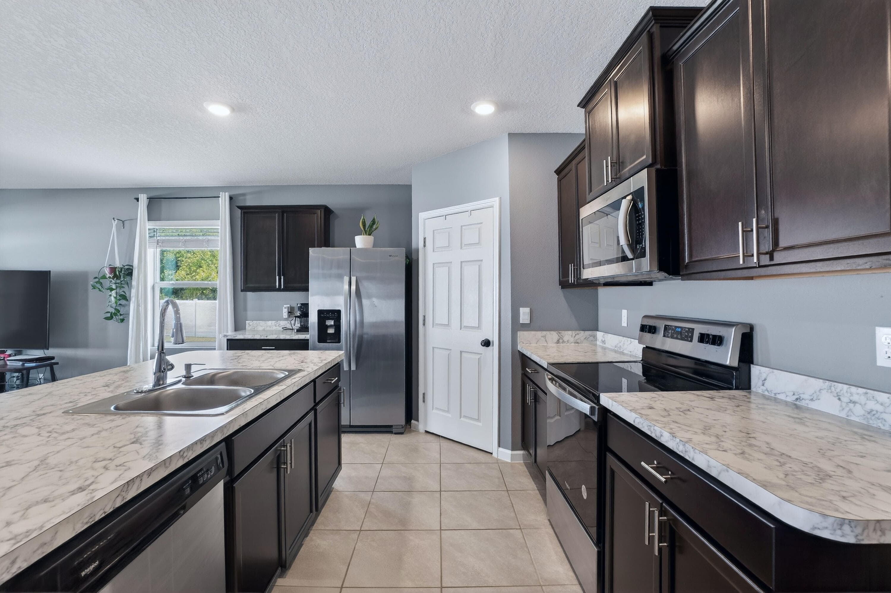557 SW Columbus Drive, Port St. Lucie, FL 34953 — photo 14 of 54