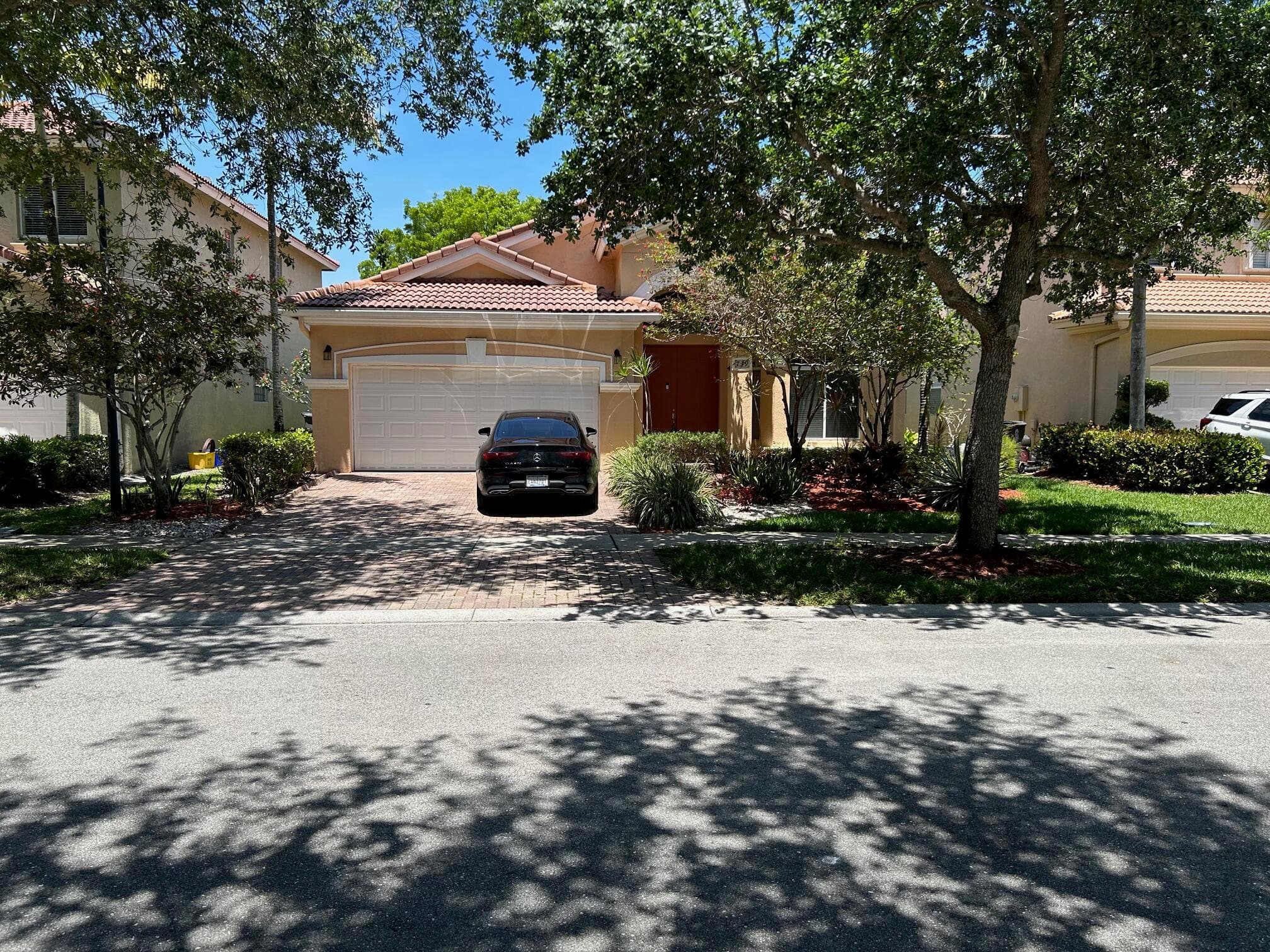 759 Gazetta Way, West Palm Beach, FL 33413 — photo 1 of 63
