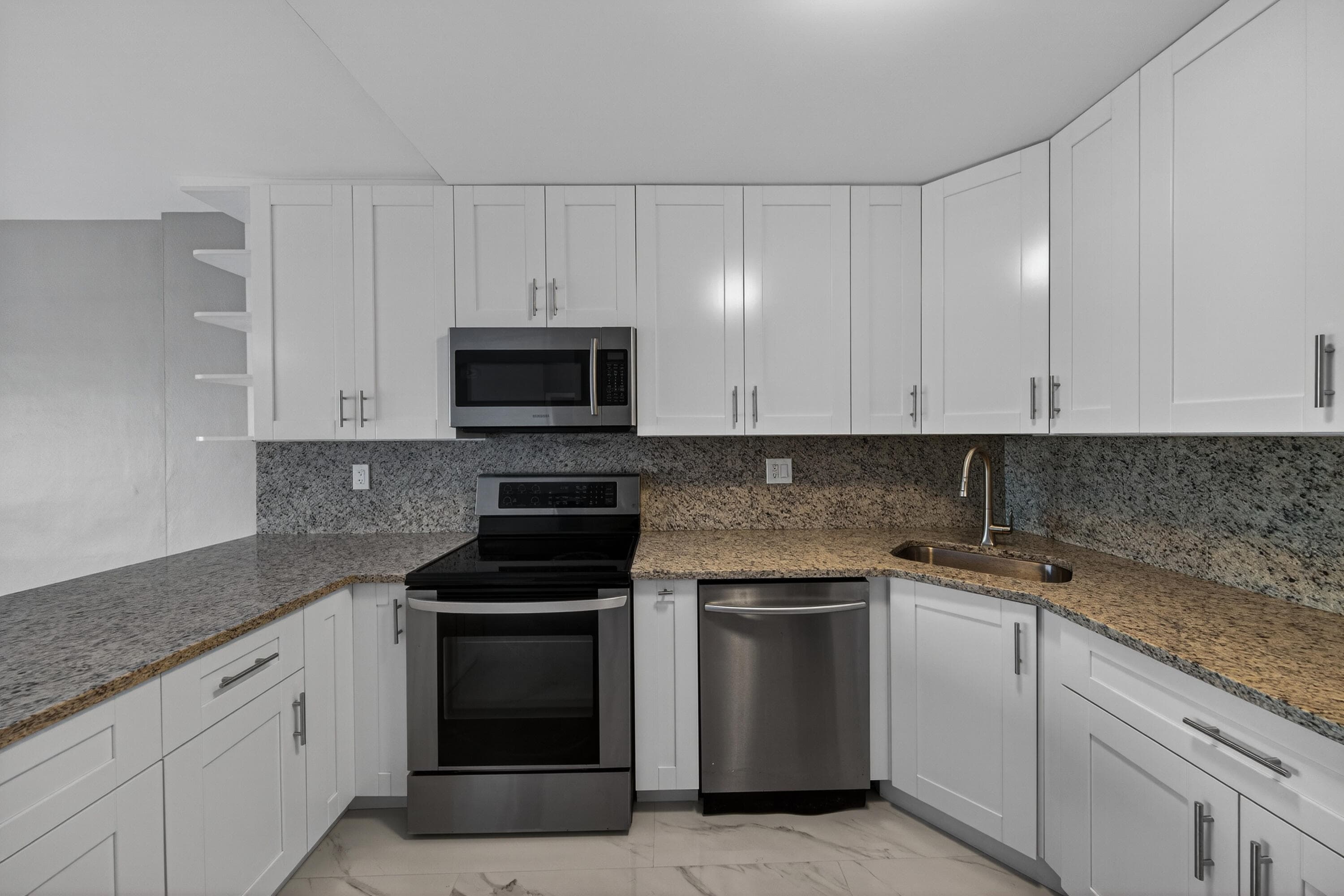 2900 NE 30th Street NE L2, Fort Lauderdale, FL 33306 — photo 14 of 49