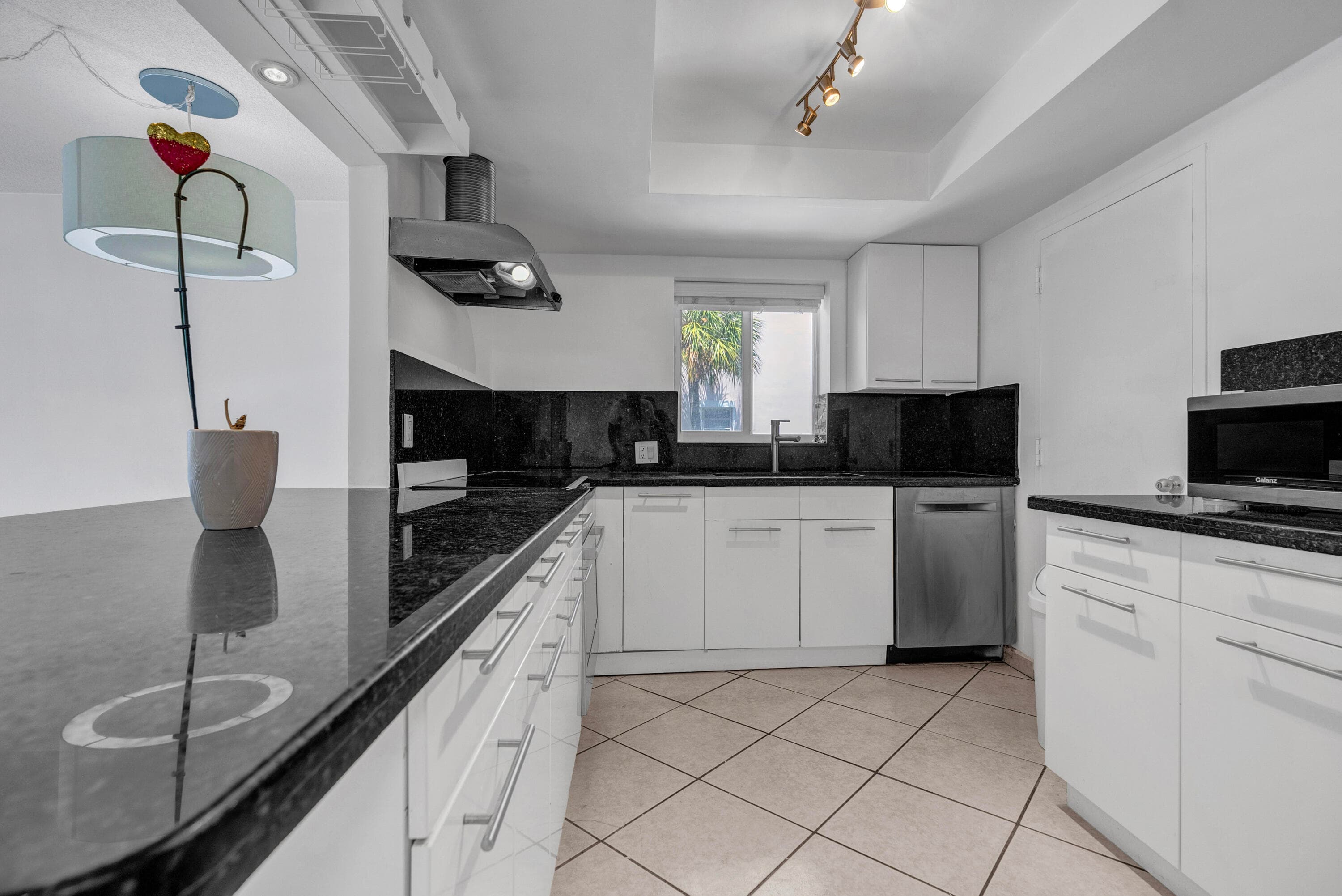 1965 S Ocean Boulevard 202, Lauderdale-By-The-Sea, FL 33062 — photo 5 of 13