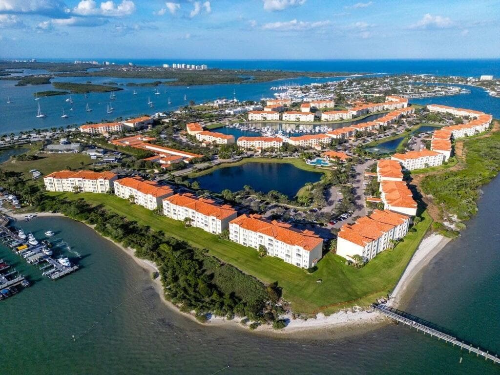 27 Harbour Isle Drive W 305, Fort Pierce, FL 34949 — photo 1 of 26