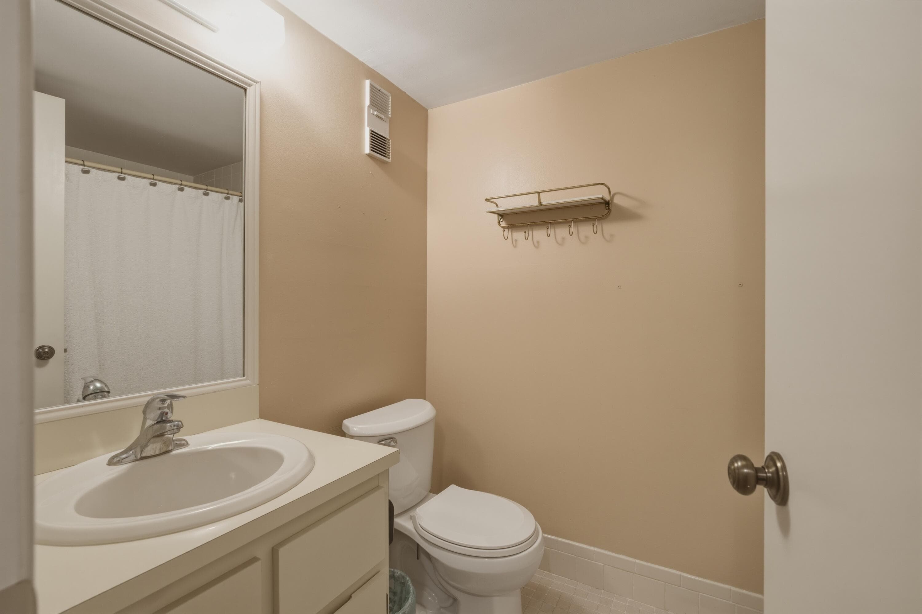 2205 S Cypress Bend Drive 604, Pompano Beach, FL 33069 — photo 21 of 31