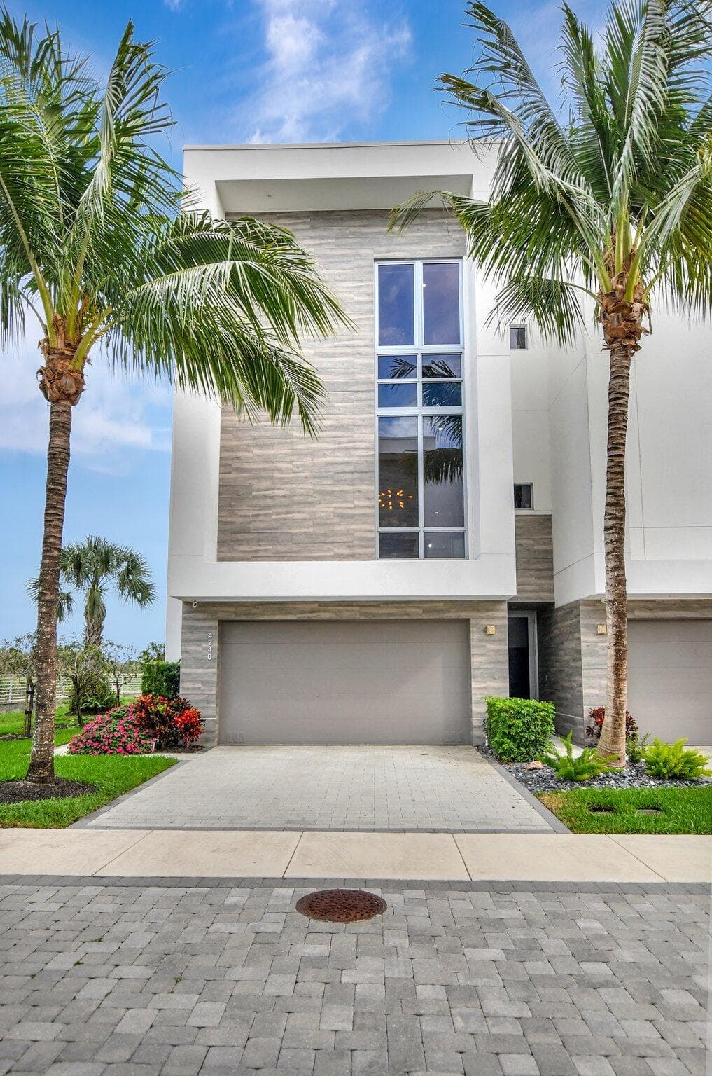 4240 NW 17th Avenue, Boca Raton, FL 33431 — photo 1 of 41