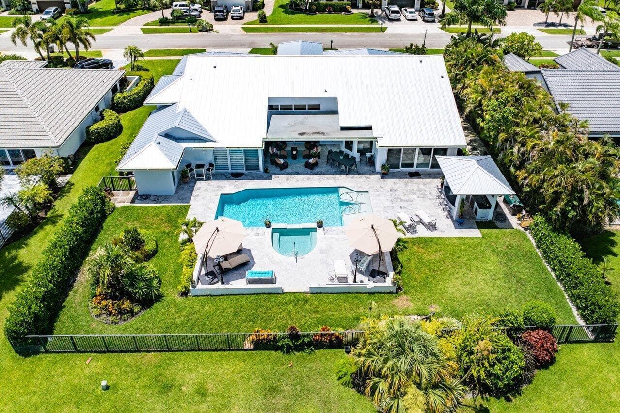 11164 Boca Woods Lane, Boca Raton, FL 33428 — photo 37 of 54