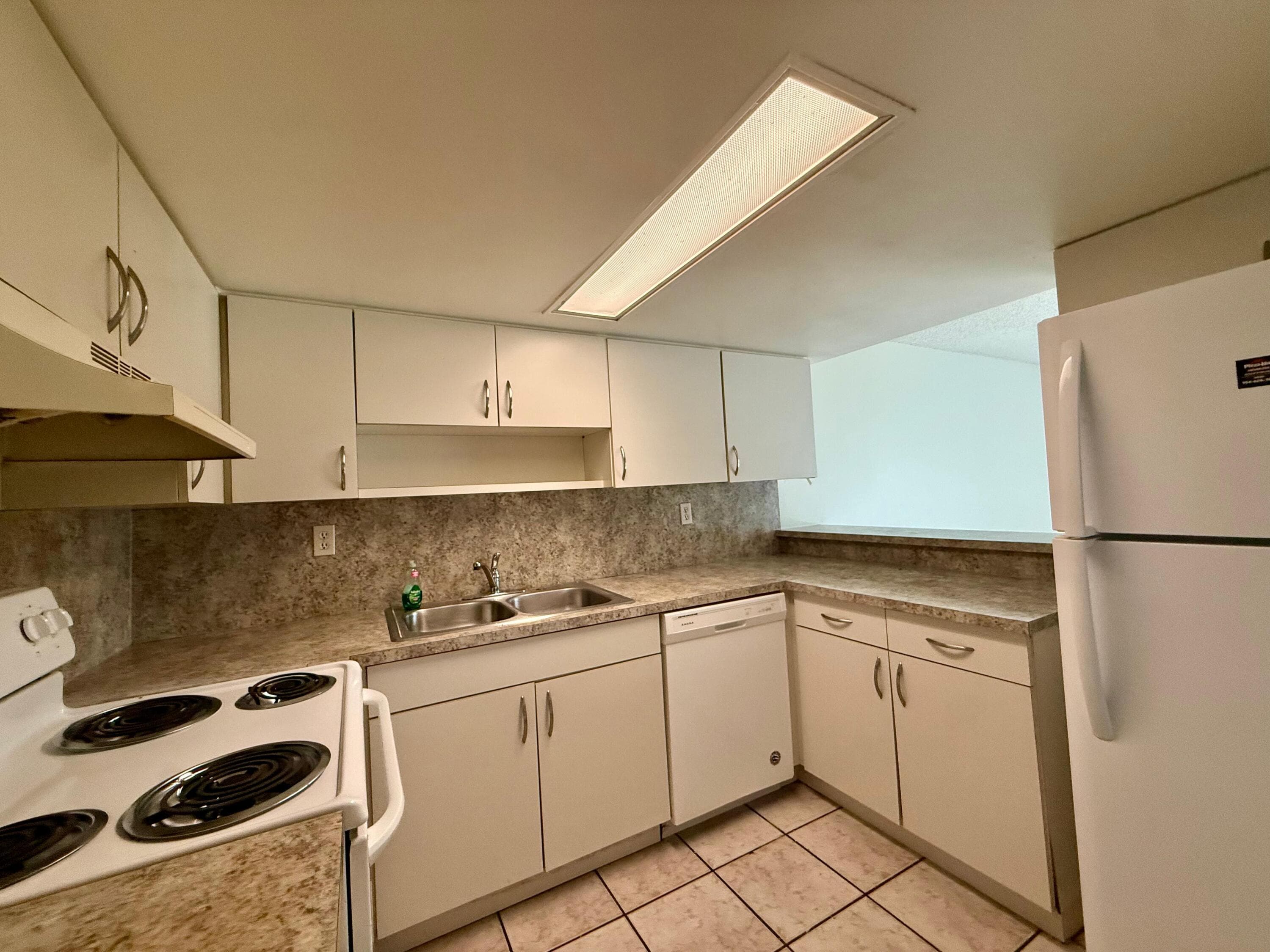 323 Gulfstream Road, Dania Beach, FL 33004 — photo 1 of 22