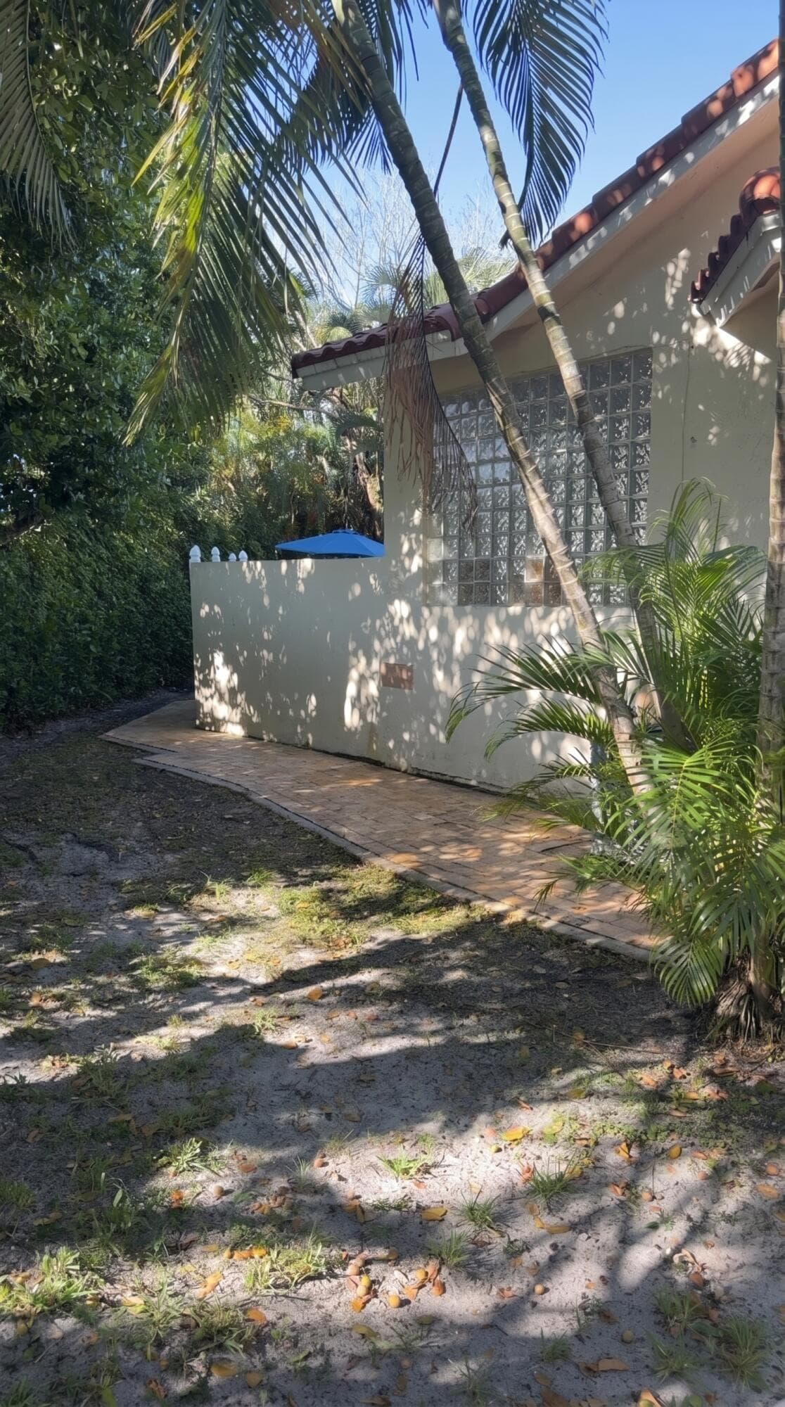 521 W Palm Aire Drive, Pompano Beach, FL 33069 — photo 5 of 35