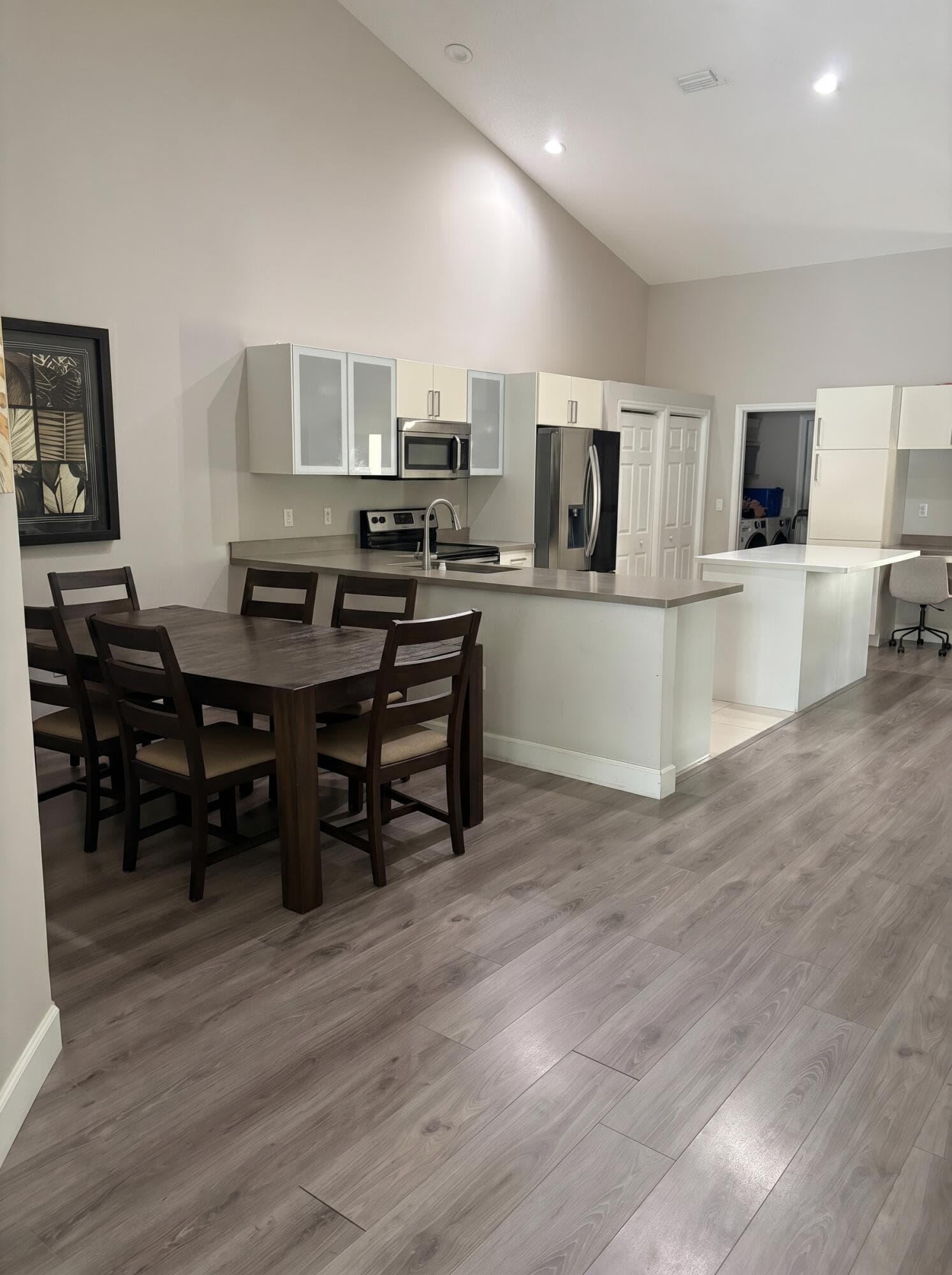 521 W Palm Aire Drive, Pompano Beach, FL 33069 — photo 10 of 35