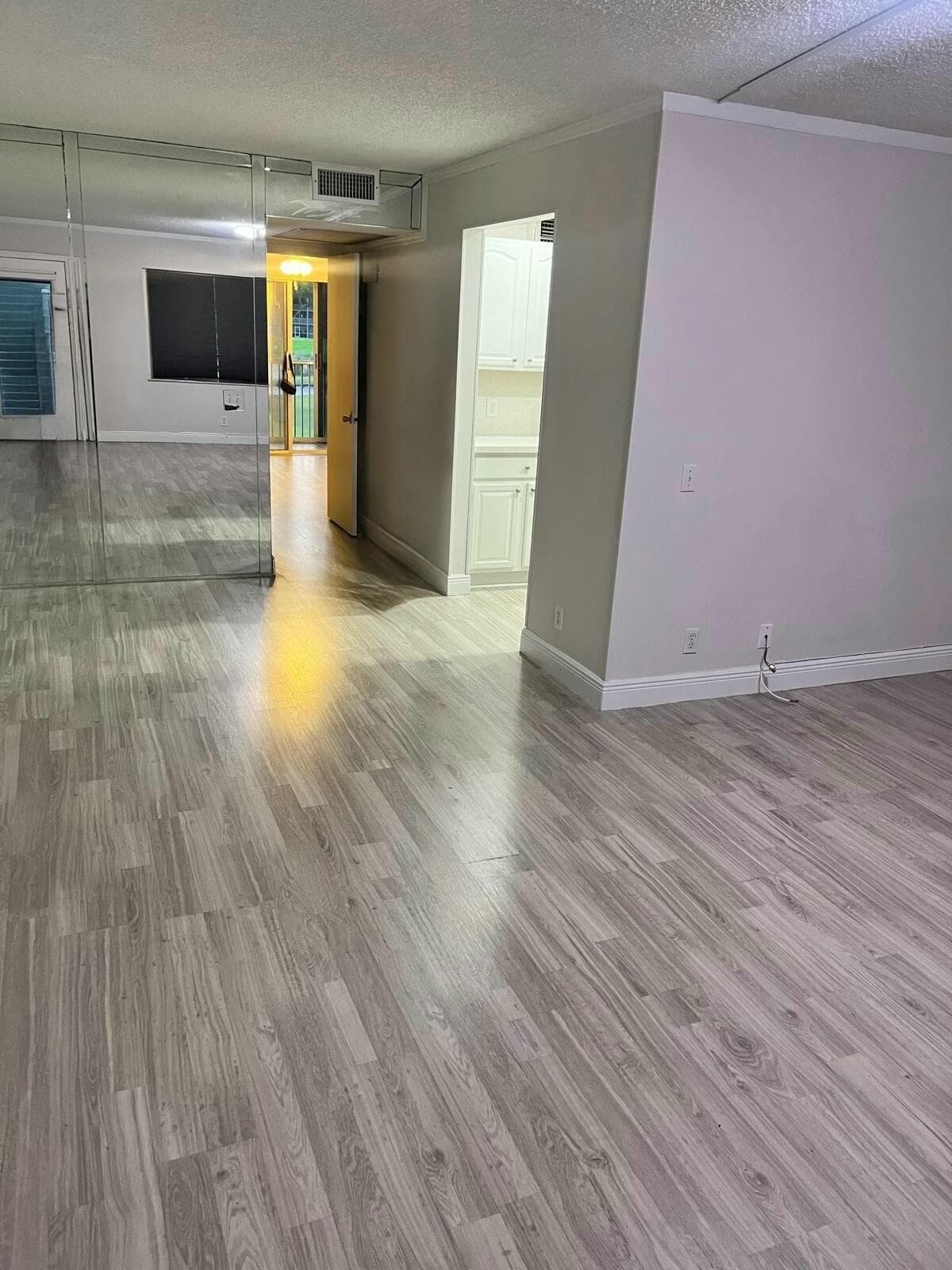 300 SW 134th Way 203e, Pembroke Pines, FL 33027 — photo 2 of 3