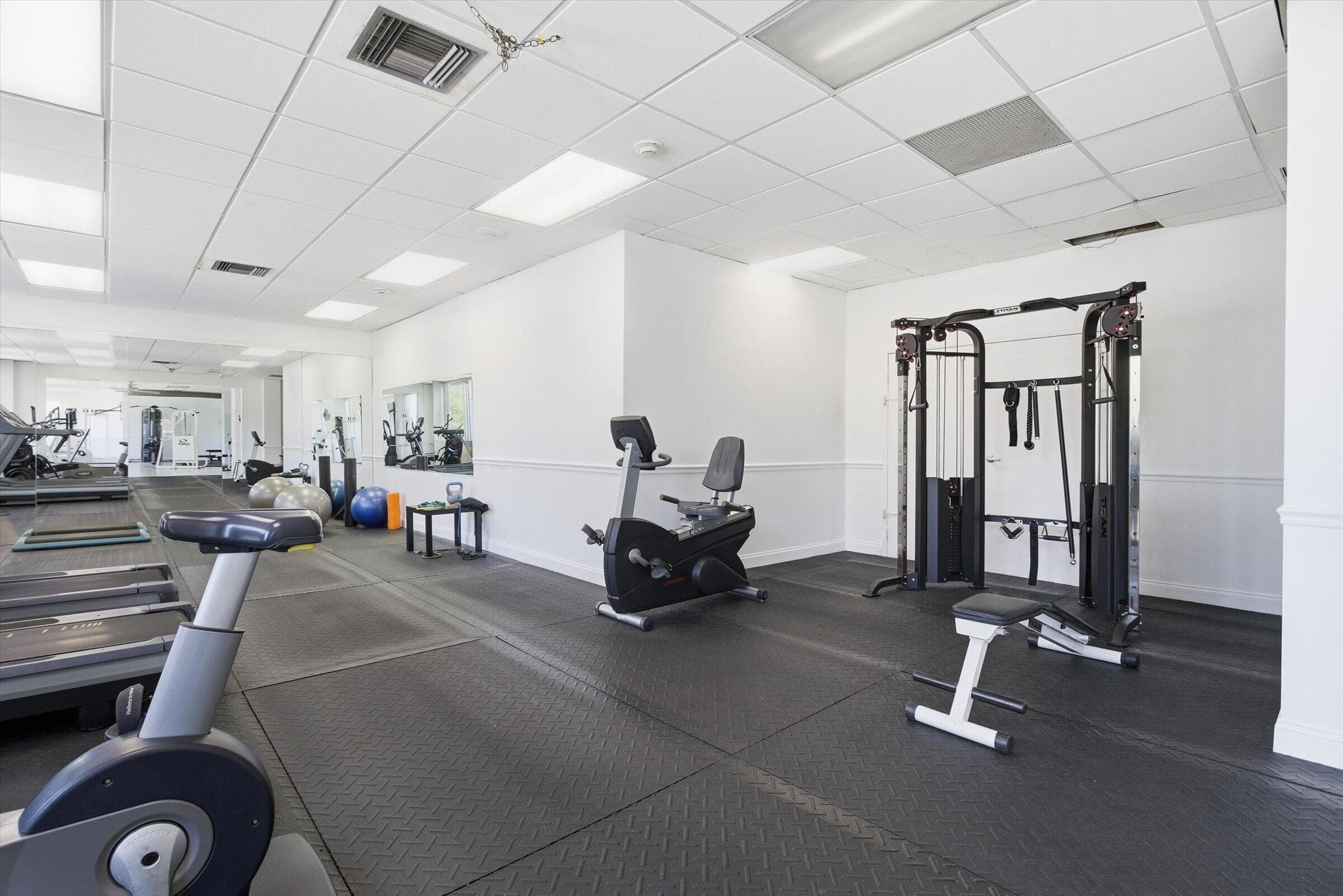 336 N Birch Road 5h, Fort Lauderdale, FL 33304 — photo 44 of 65