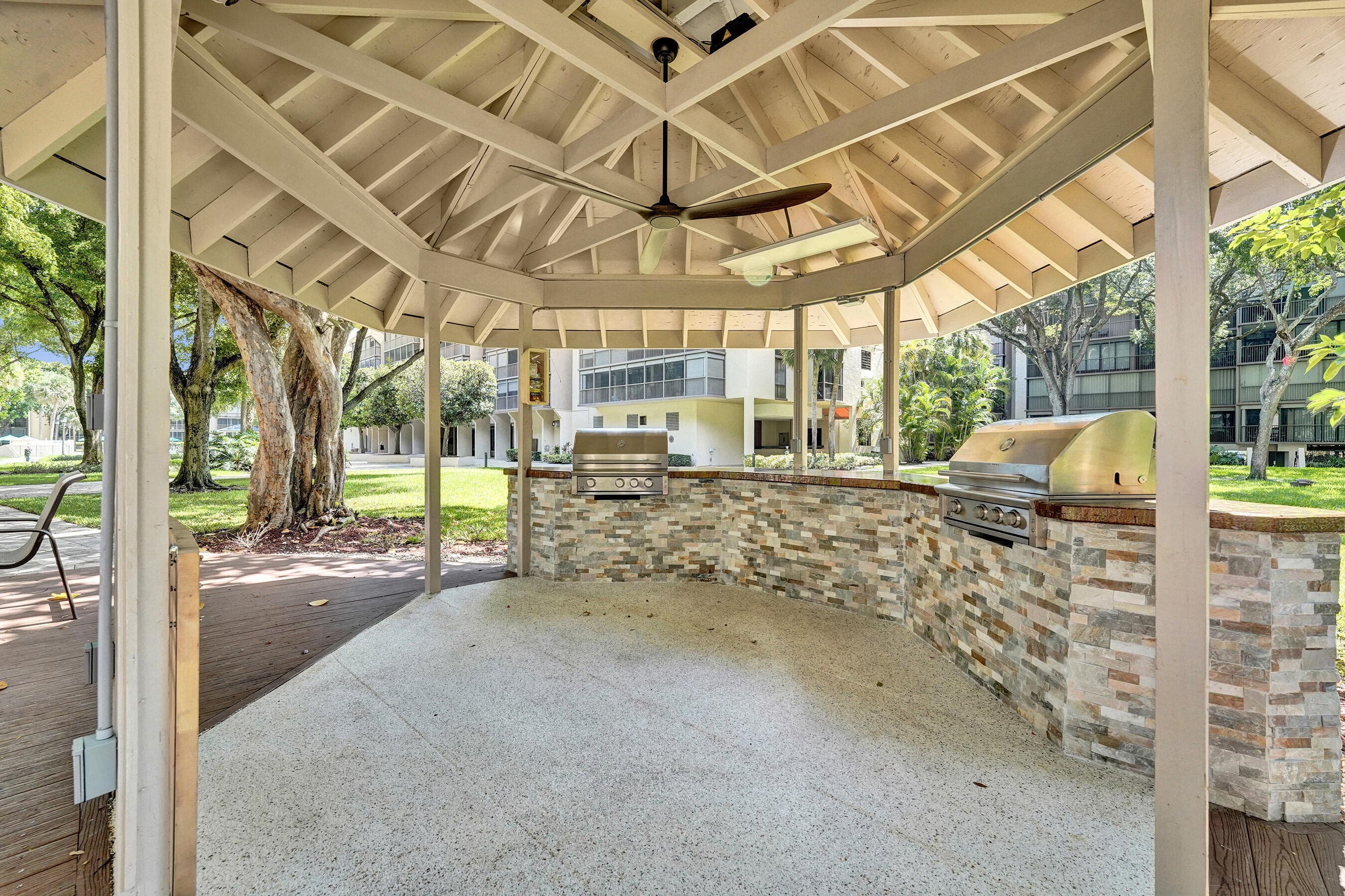 2802 N 46th Avenue B620, Hollywood, FL 33021 — photo 82 of 82
