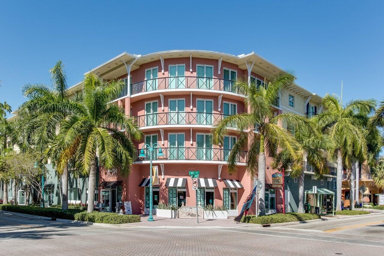 235 NE 1st Street 504, Delray Beach, FL 33444 — photo 3 of 19