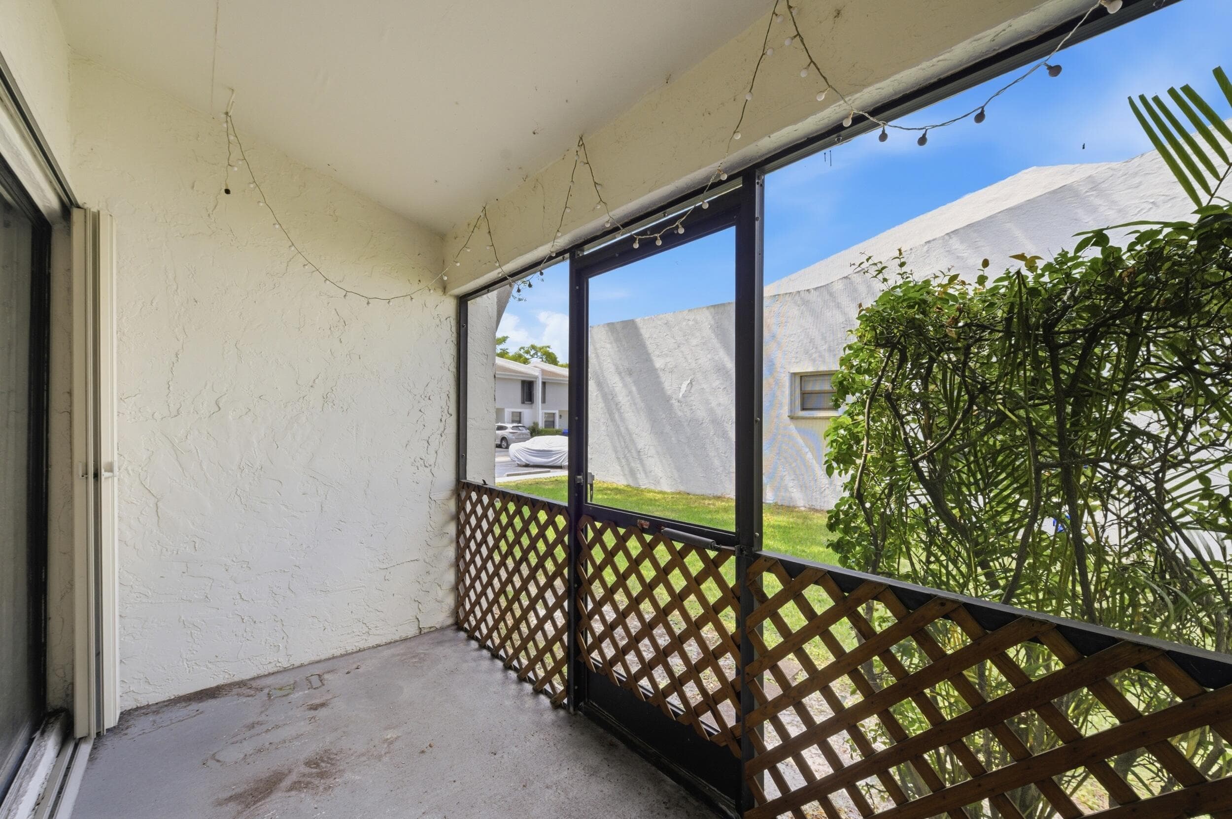 1097 NW 98th Terrace 110, Pembroke Pines, FL 33024 — photo 7 of 28