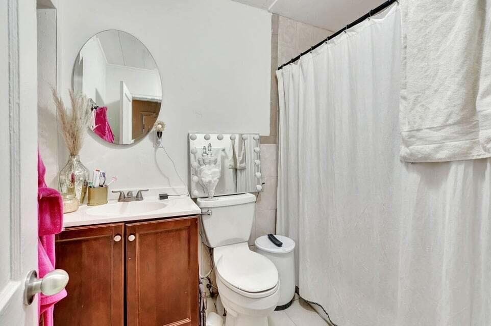 329 SE 3rd Avenue, Delray Beach, FL 33483 — photo 10 of 26