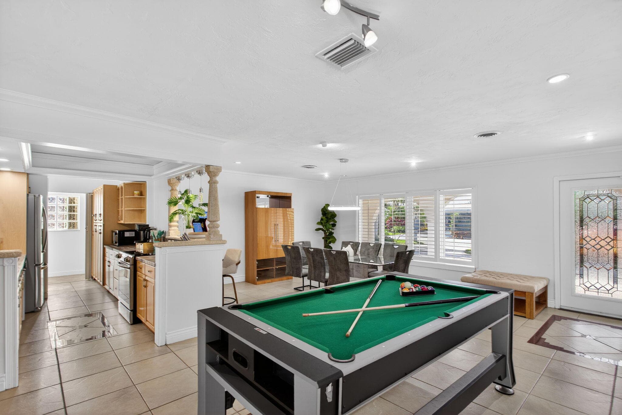 2101 NE 25th Street, Wilton Manors, FL 33305 — photo 17 of 62