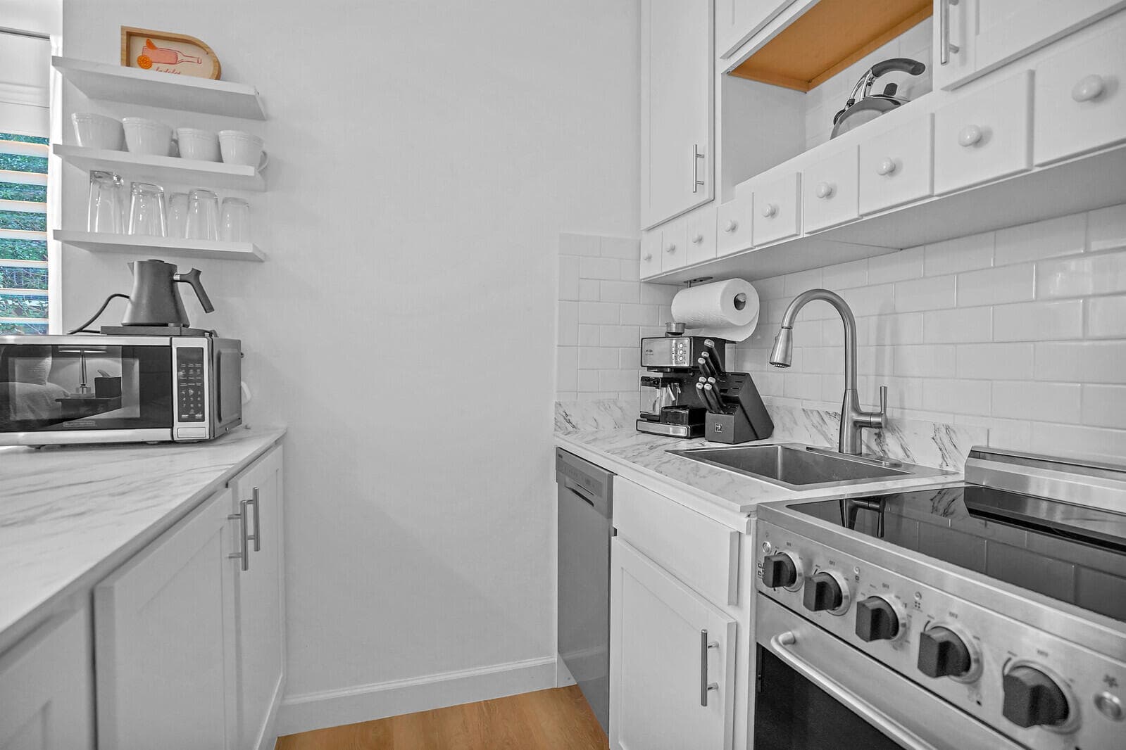 11863 Wimbledon Circle 423, Wellington, FL 33414 — photo 7 of 11