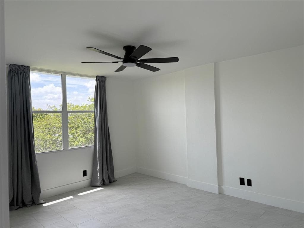 112 Royal Park Drive 4b, Oakland Park, FL 33309 — photo 5 of 21