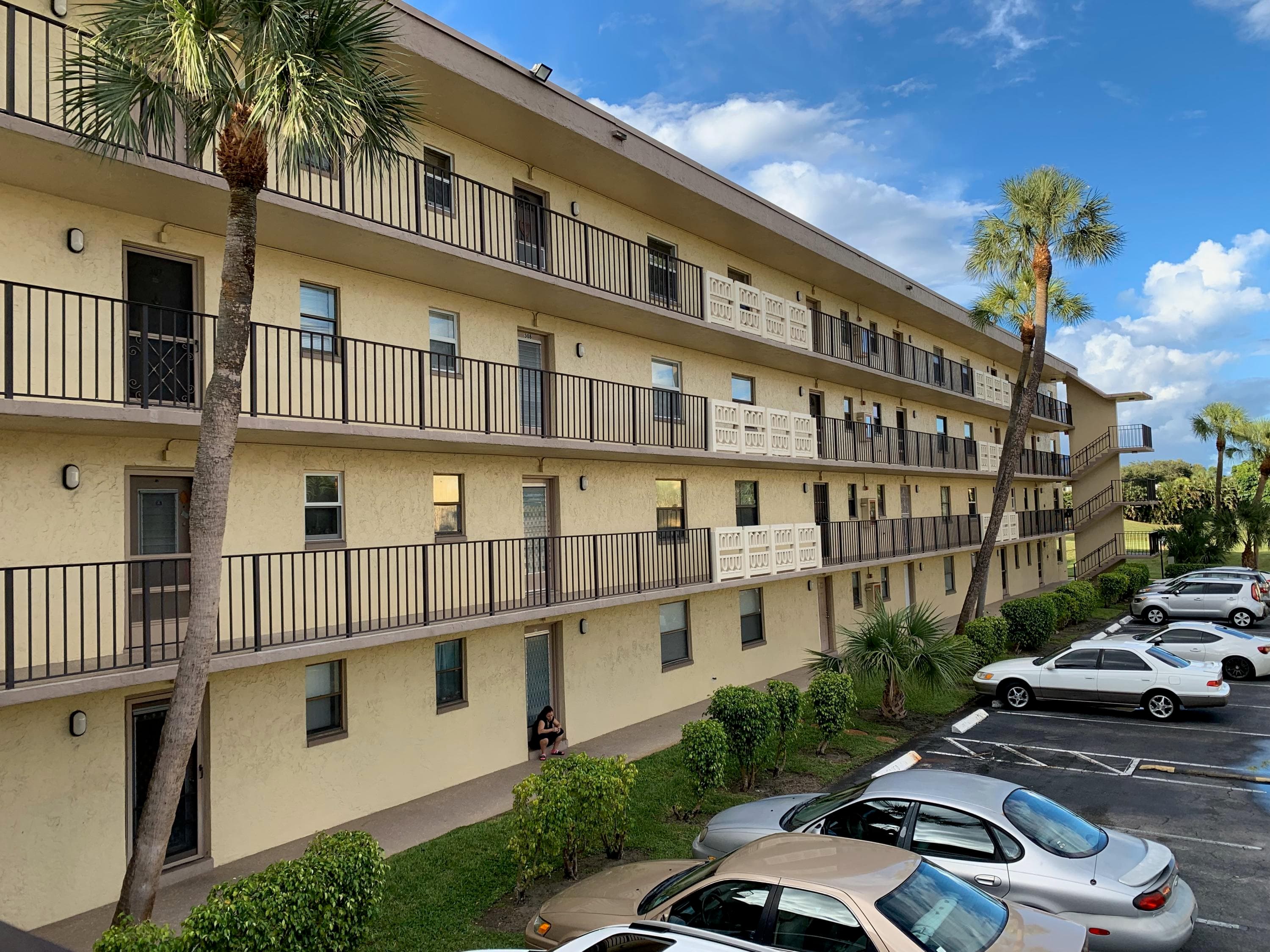 9355 SW 8th Street 202, Boca Raton, FL 33428 — photo 1 of 88