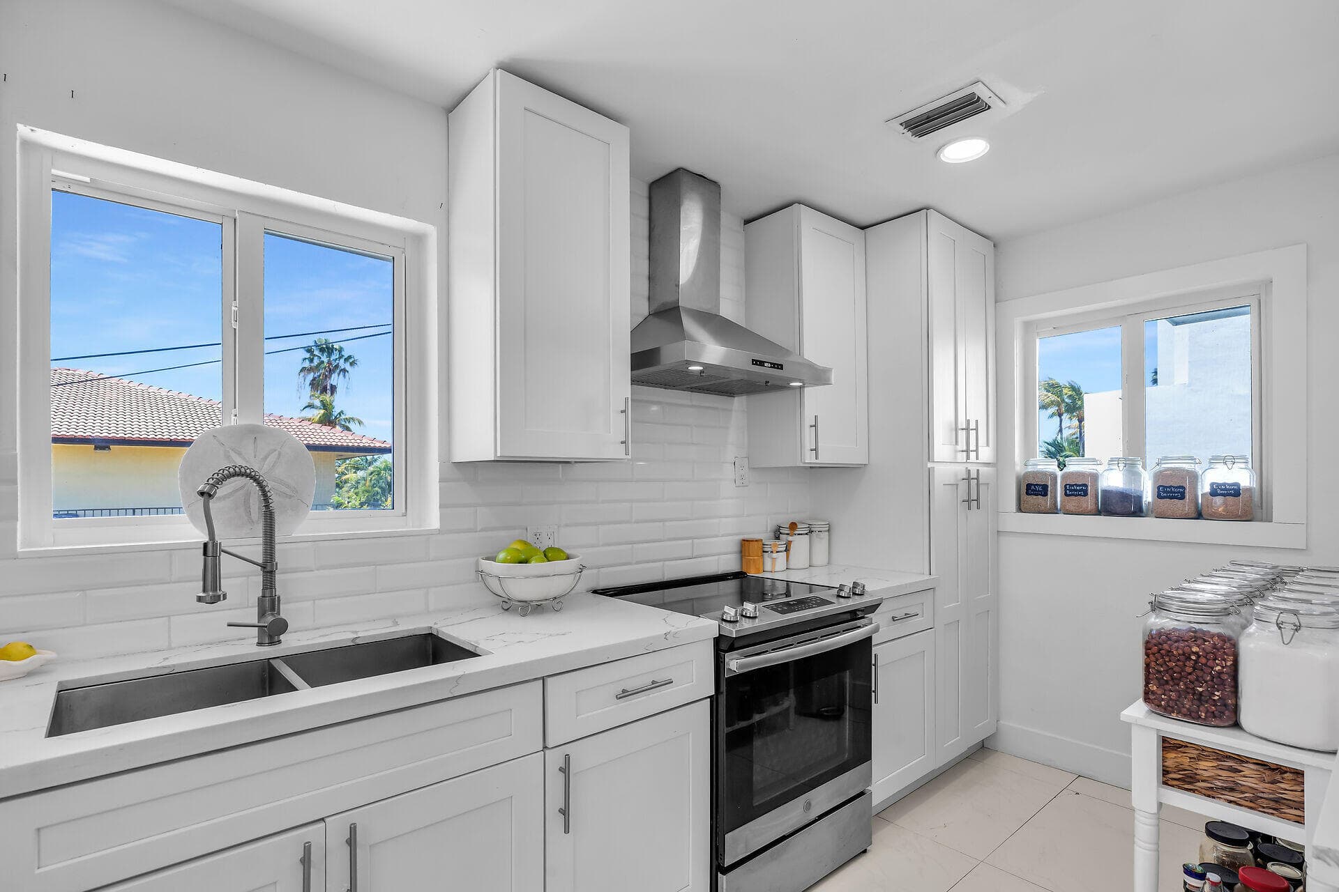 309 Jasmine Street, Duck Key, FL 33050 — photo 13 of 37