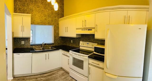 3386 Lucerne Park Drive, Greenacres, FL 33467 — photo 7 of 25