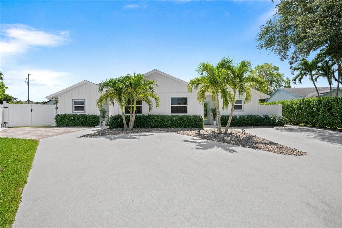 6077 Francis Street, Jupiter, FL 33458 — photo 1 of 43