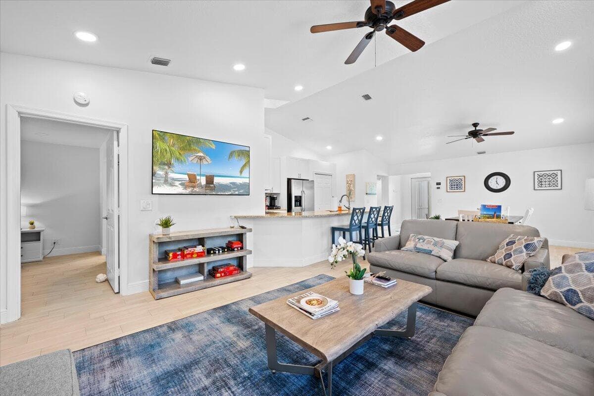 6077 Francis Street, Jupiter, FL 33458 — photo 10 of 43
