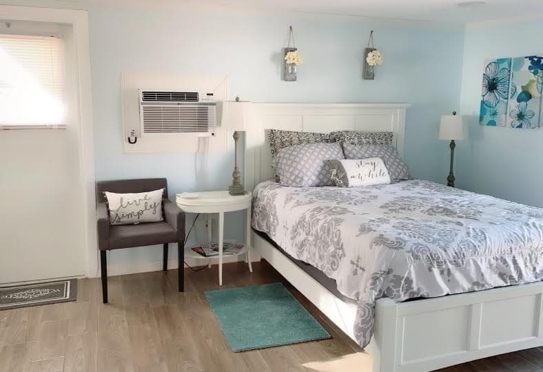1913 Thomas Street, Hollywood, FL 33020 — photo 4 of 25