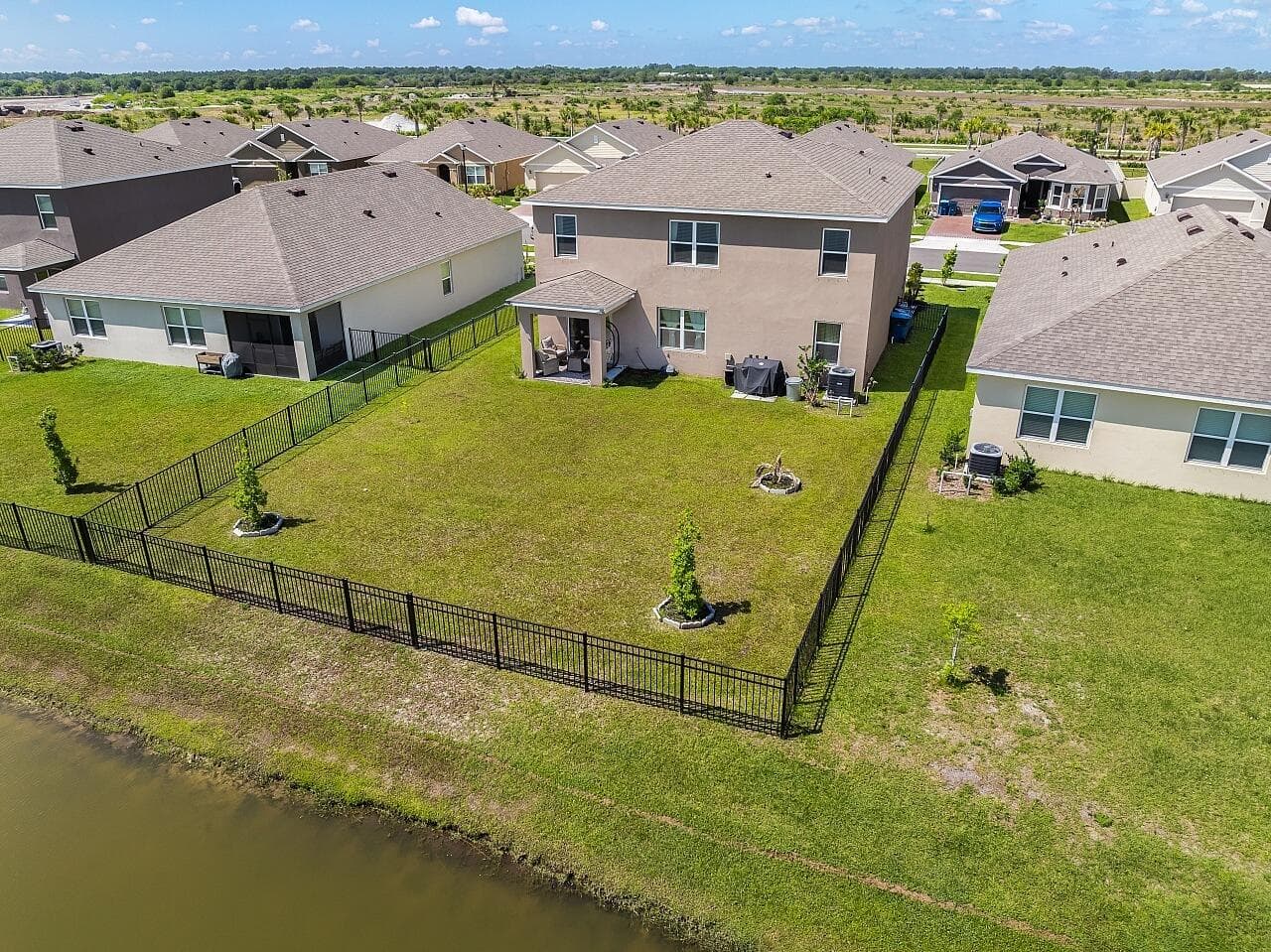1046 Dugan Circle SE, Palm Bay, FL 32909 — photo 2 of 46