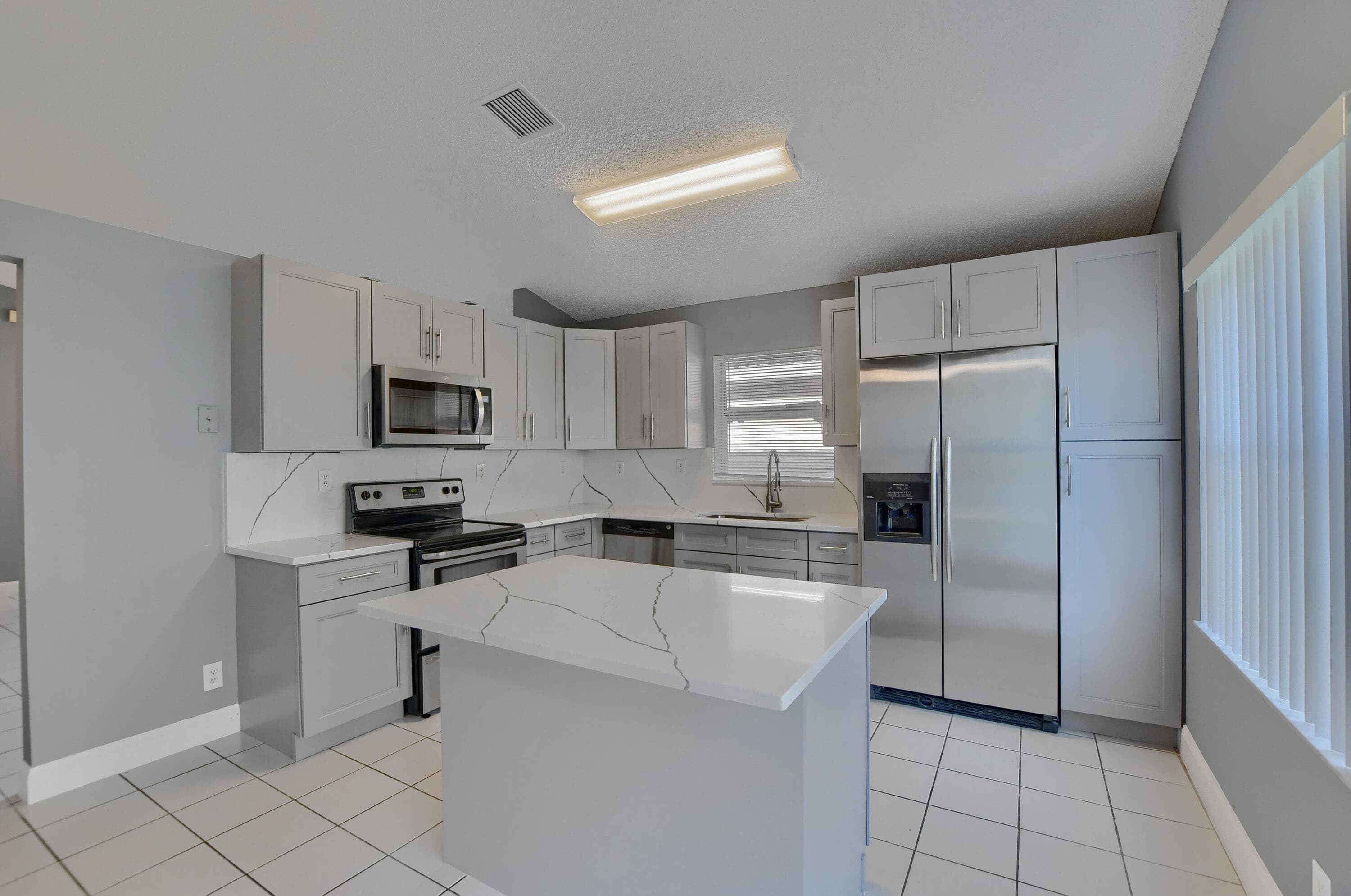 10253 N Serene Meadow Dr Drive N, Boca Raton, FL 33428 — photo 16 of 53