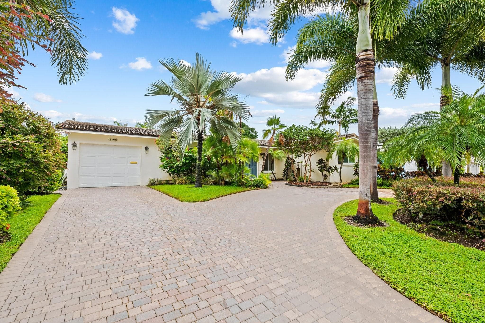 5790 NE 20th Terrace, Fort Lauderdale, FL 33308 — photo 2 of 26