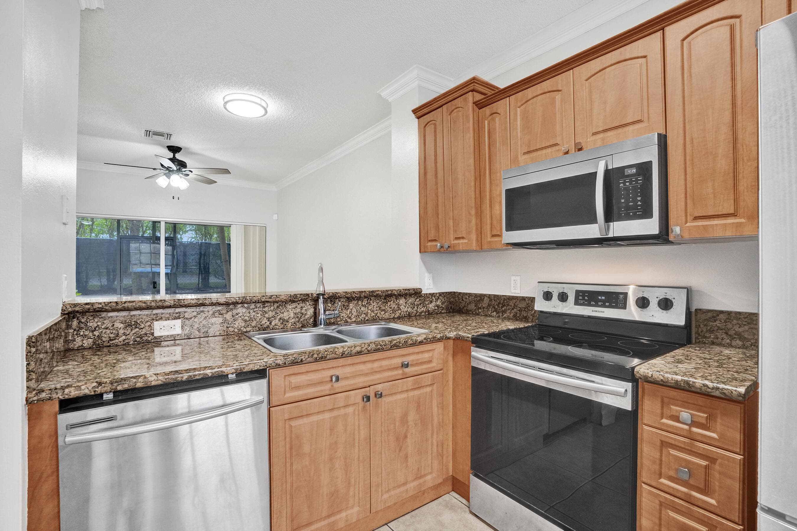 752 SW 122nd Terrace, Pembroke Pines, FL 33025 — photo 19 of 40