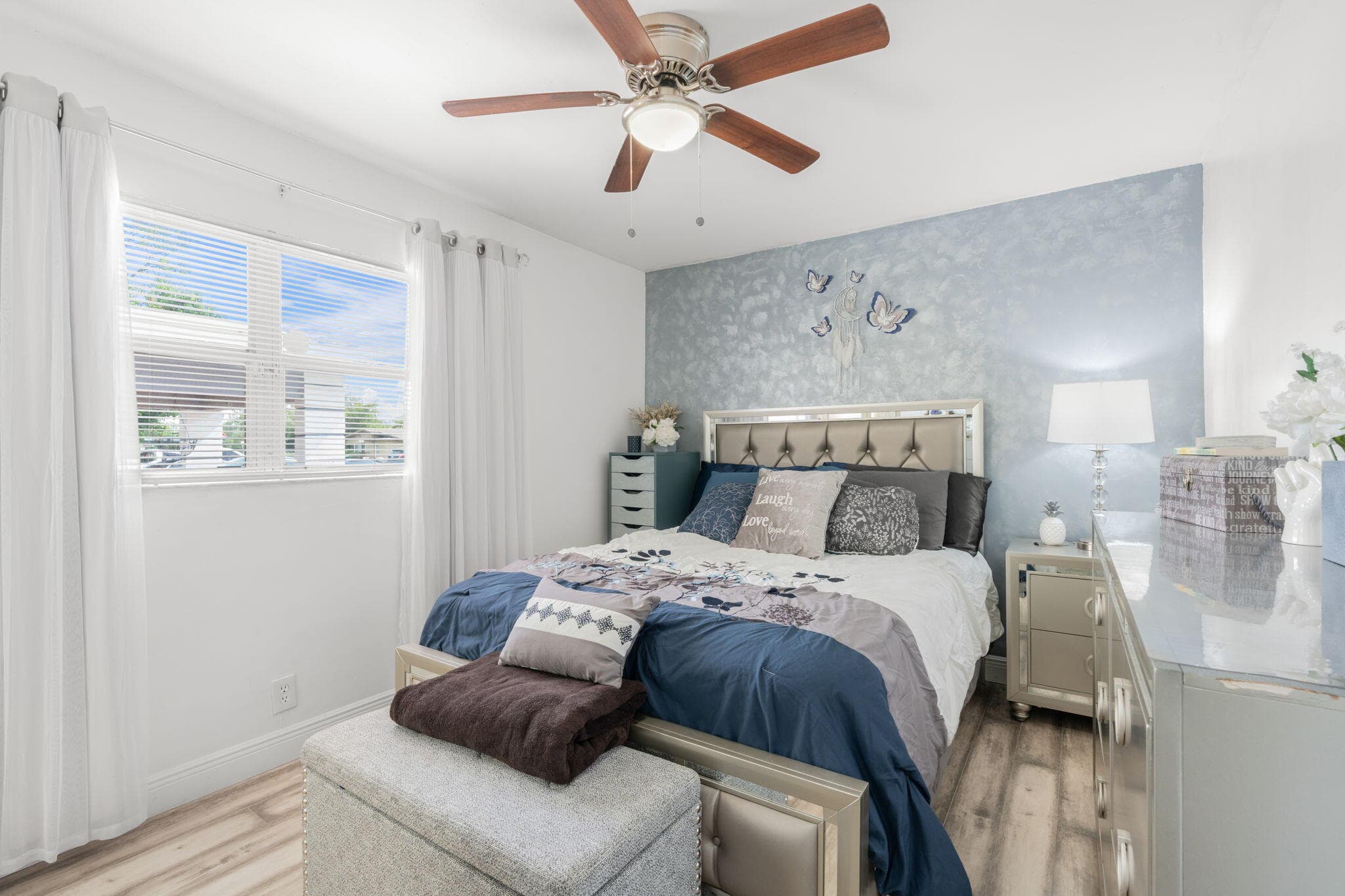 1241 NW 30th Avenue, Fort Lauderdale, FL 33311 — photo 6 of 28
