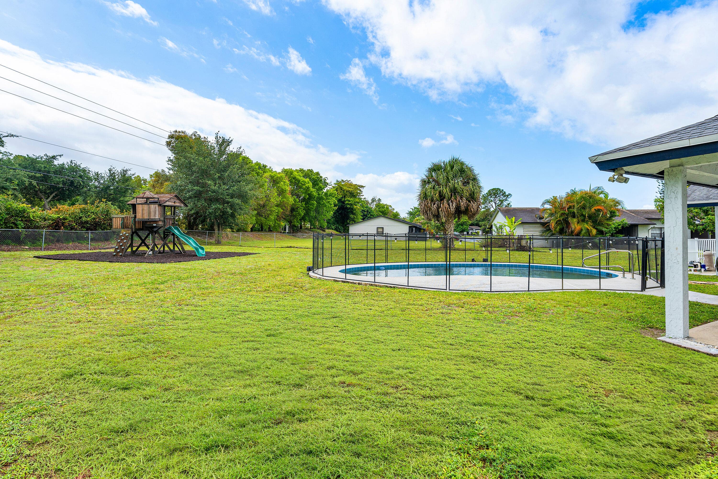 206 Parkwood Drive S, Royal Palm Beach, FL 33411 — photo 20 of 23
