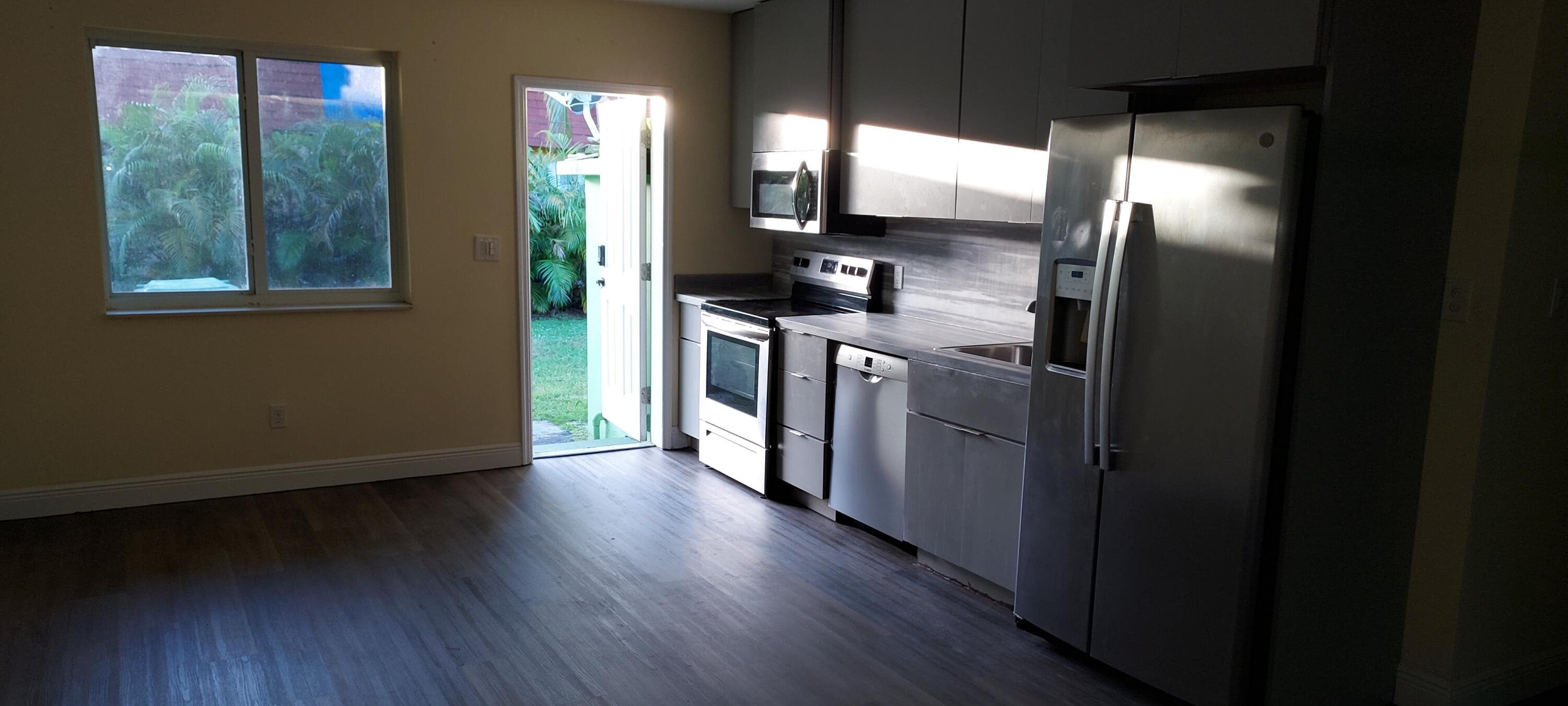 171 NE 117th Street, Miami, FL 33161 — photo 10 of 32
