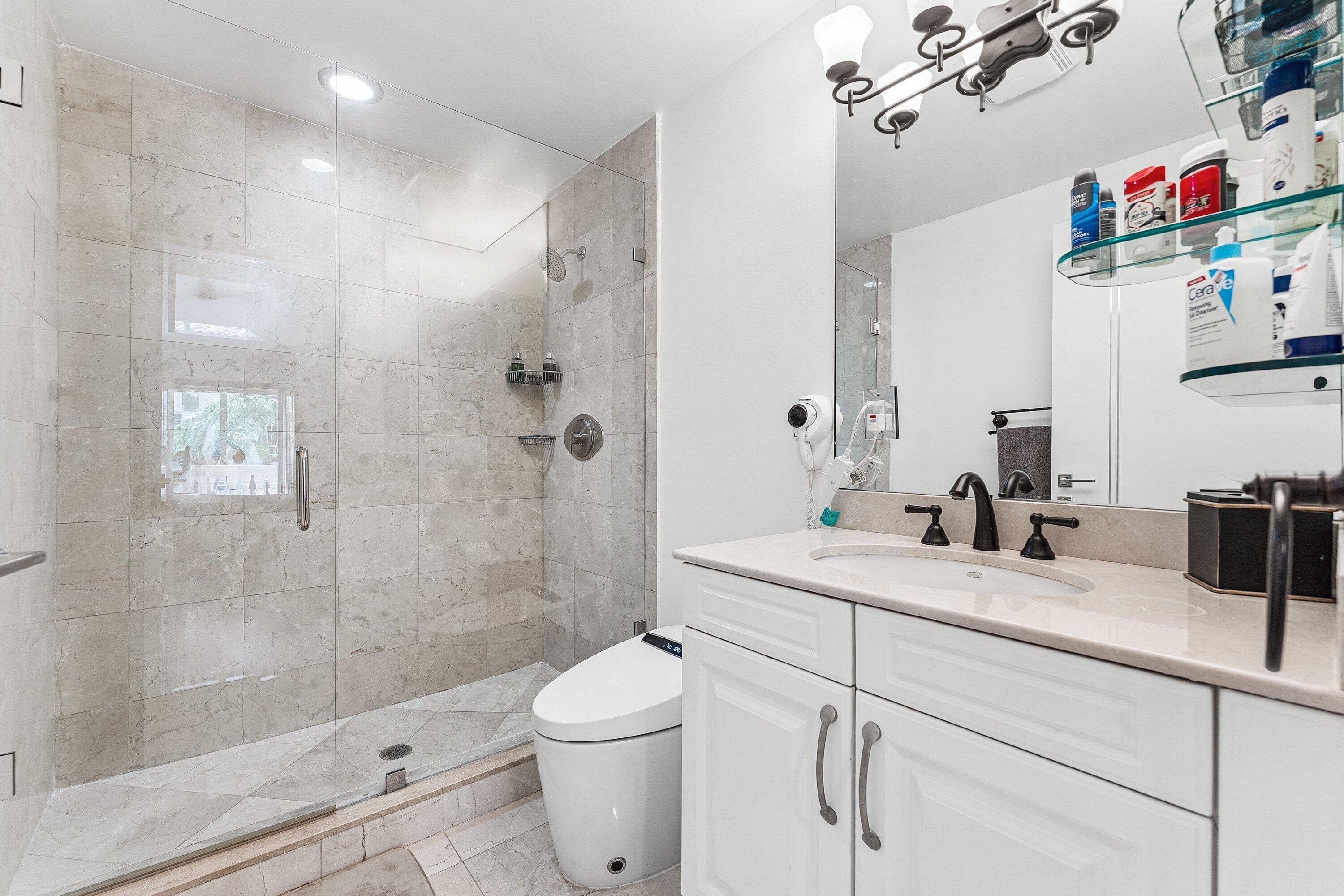 19 Hendricks Isle, Fort Lauderdale, FL 33301 — photo 32 of 39