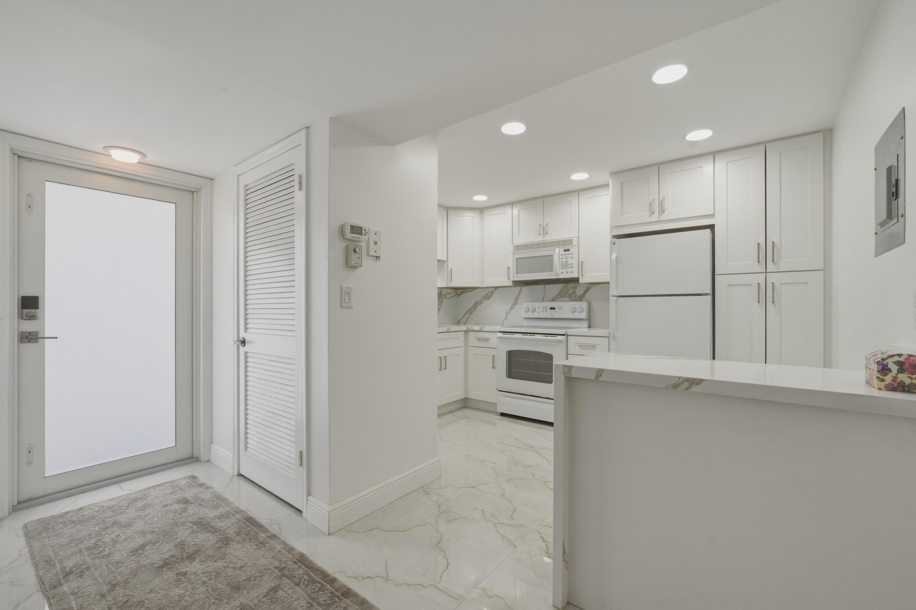 371 S Hollybrook Drive 106, Pembroke Pines, FL 33025 — photo 10 of 50