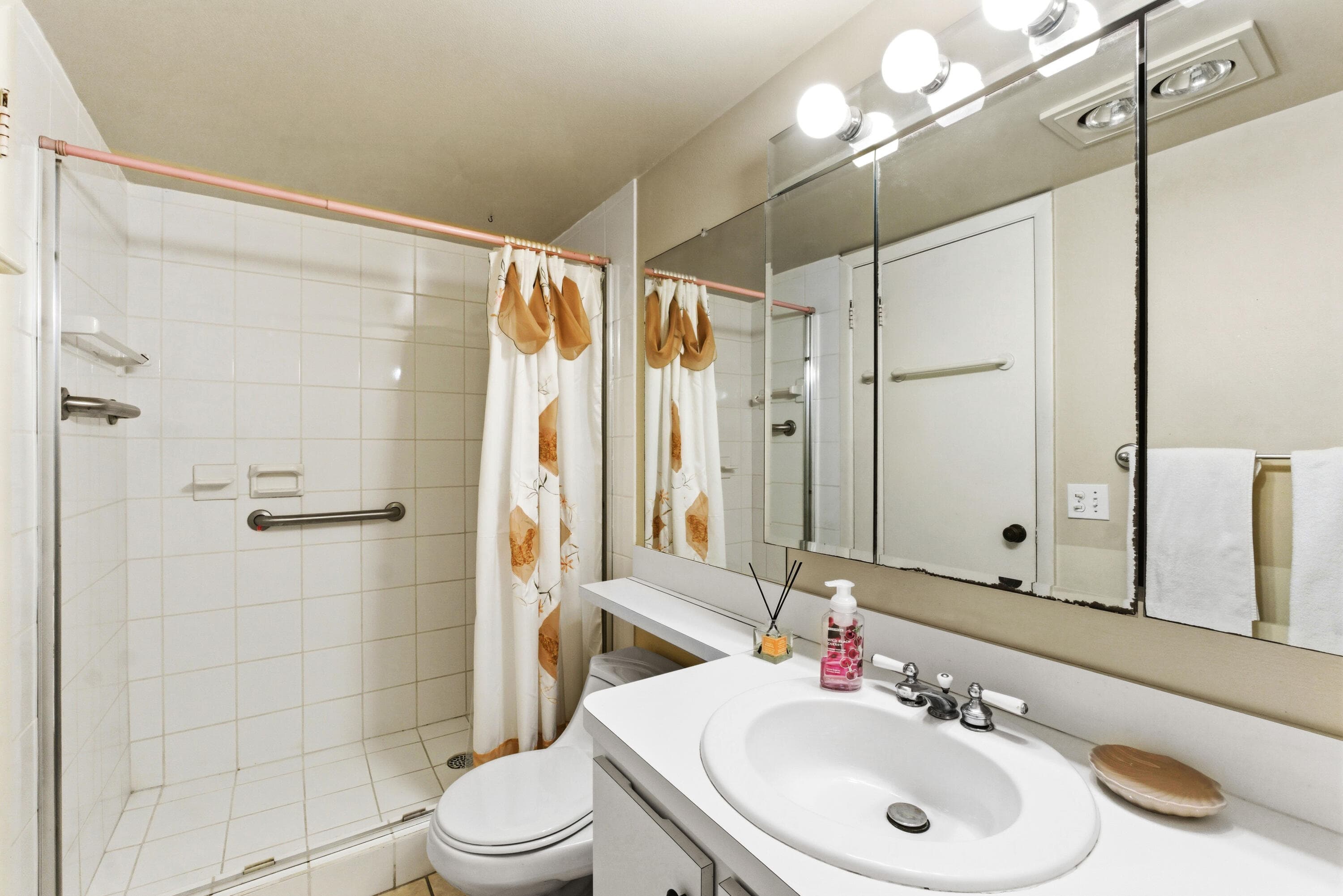 1024 SE 5th Avenue 202, Dania Beach, FL 33004 — photo 13 of 16