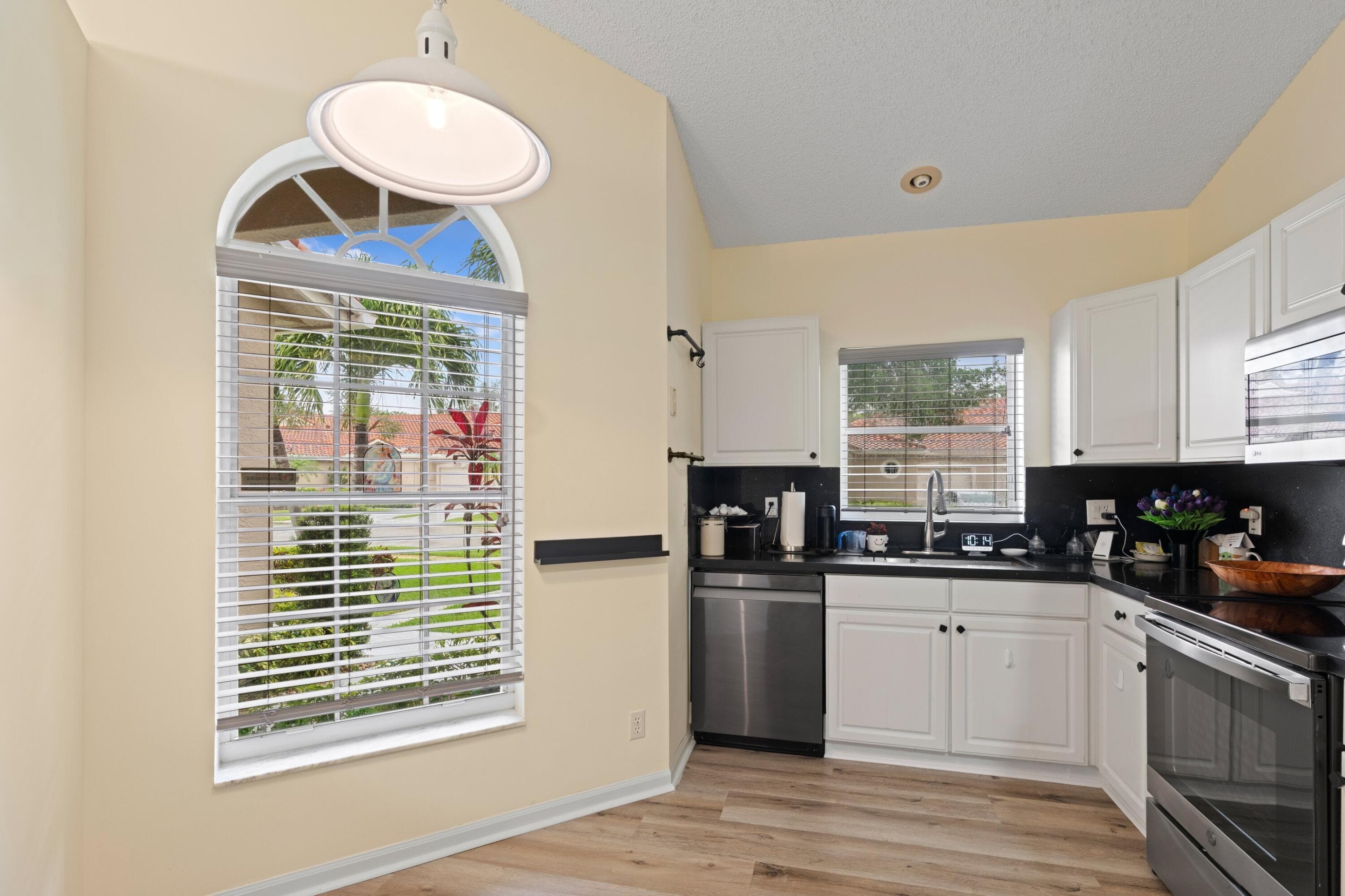6419 Long Key Lane, Boynton Beach, FL 33472 — photo 10 of 32