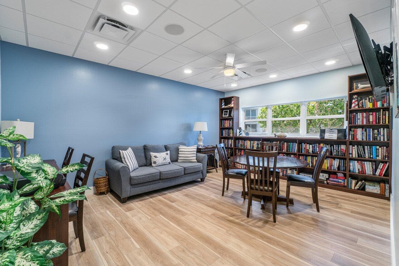 911 Gardenia Drive 153, Delray Beach, FL 33483 — photo 21 of 41