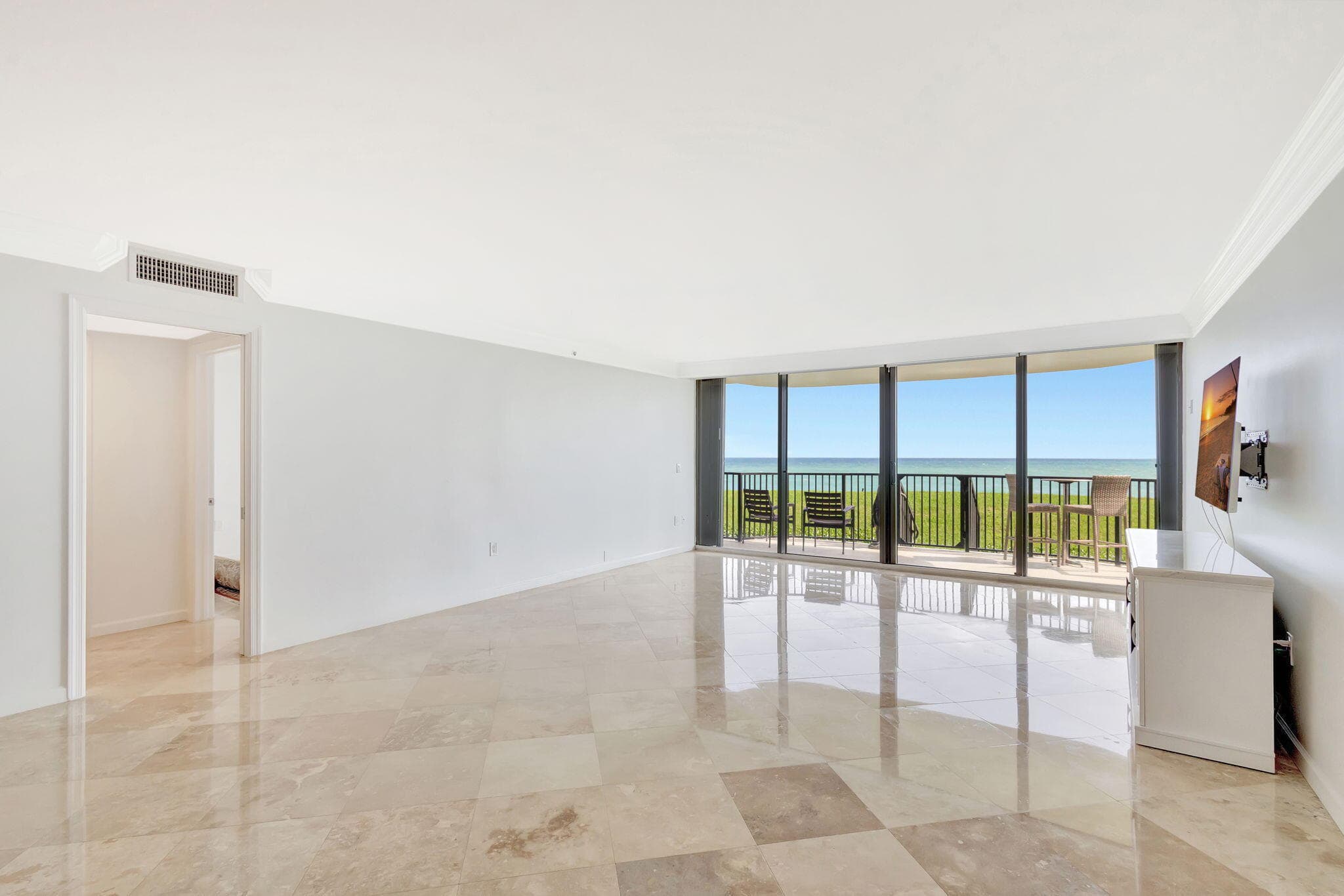 400 Beach Road 103, Tequesta, FL 33469 — photo 11 of 61