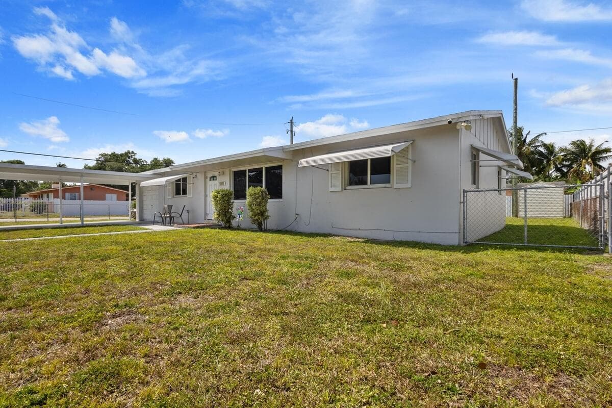 101 NE 195th Street, Miami, FL 33179 — photo 19 of 20